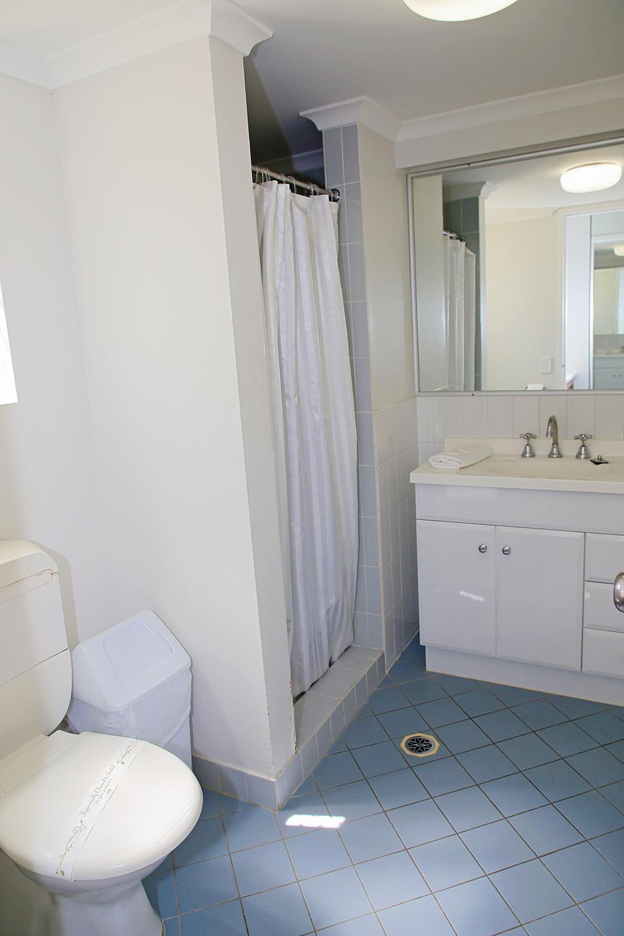 Family Suite, 2 Bedrooms, Non Smoking thumbnail 5