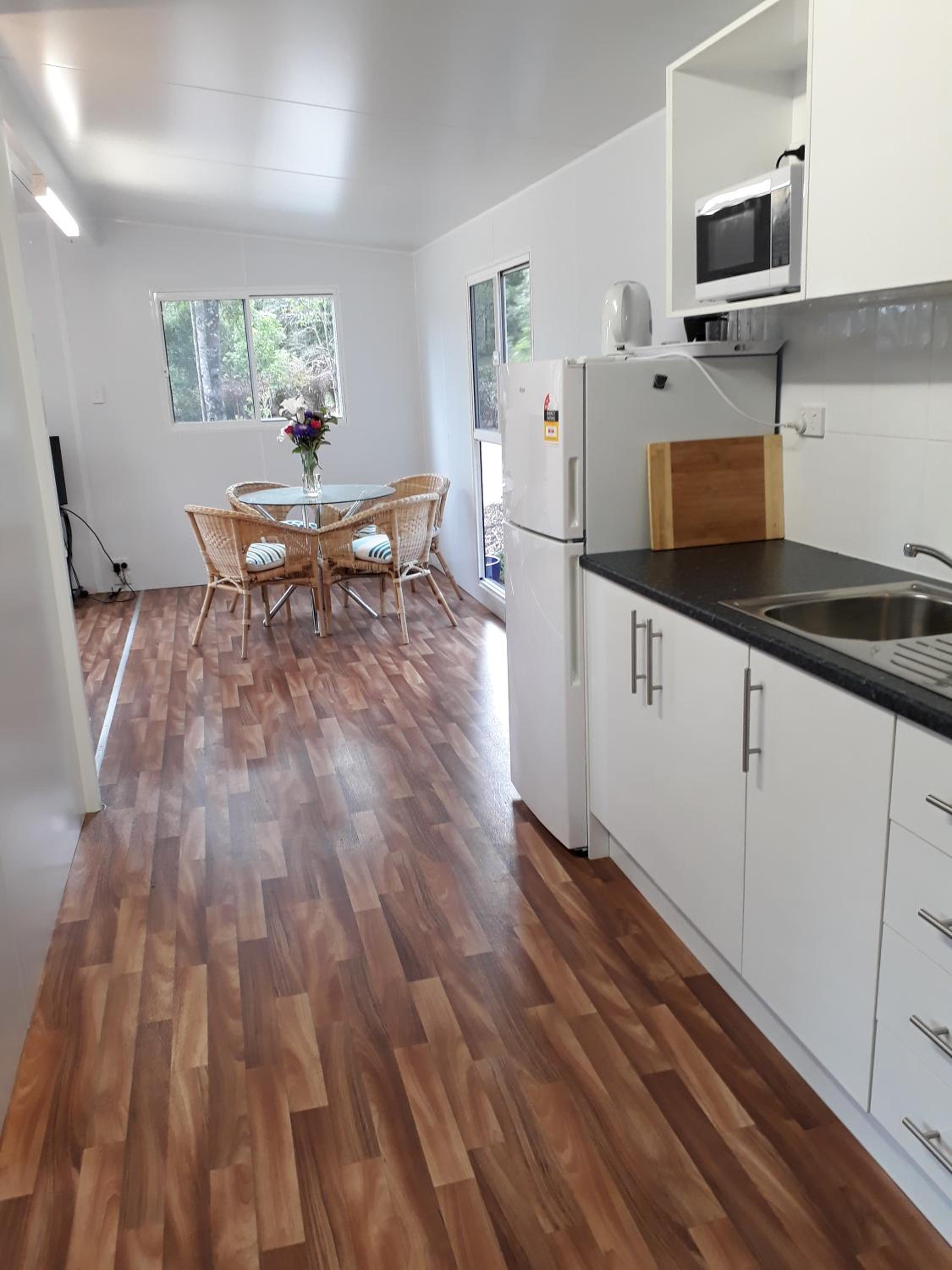 Mobile Home - Photo 14