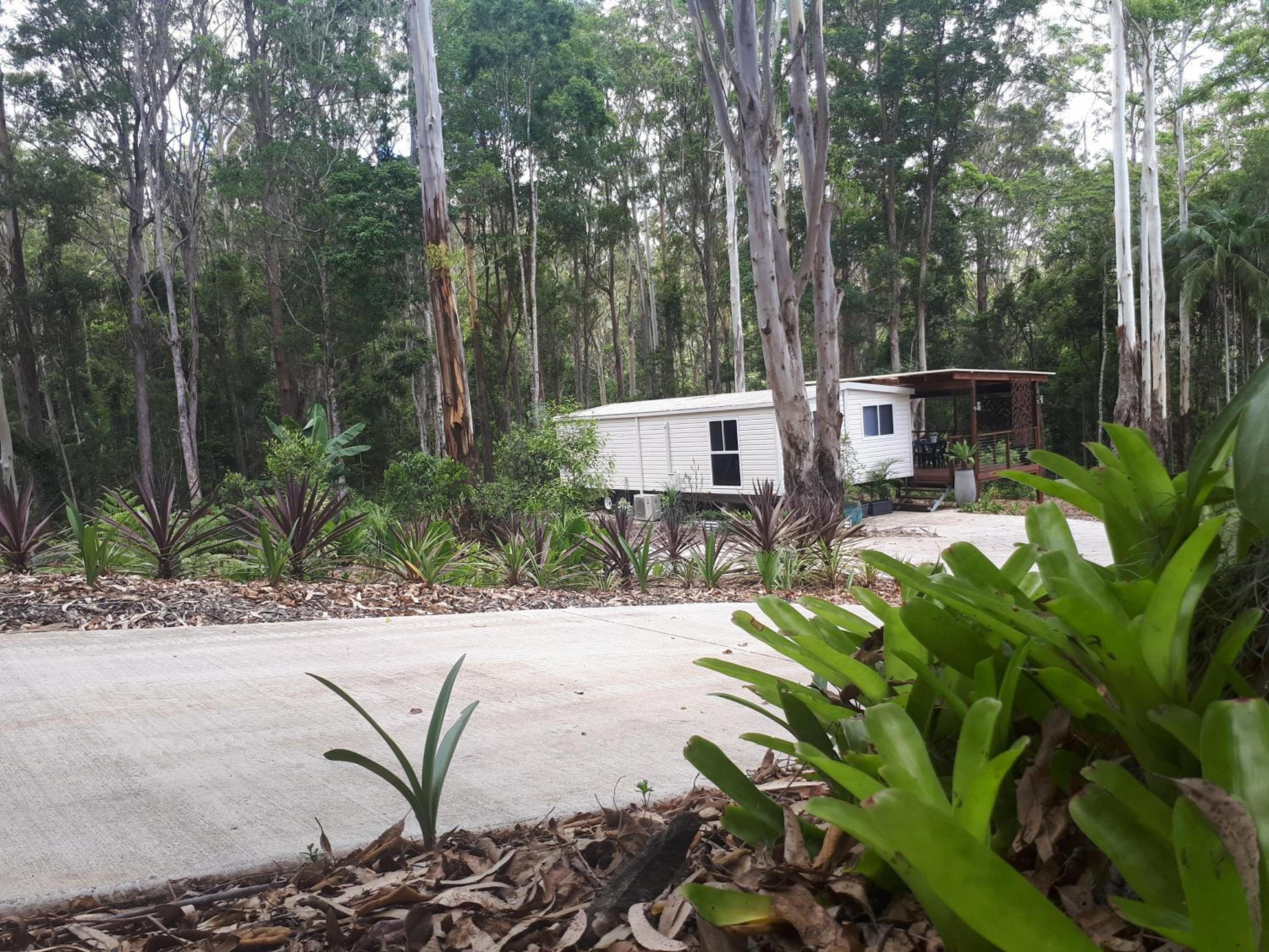 Mobile Home - Photo 5