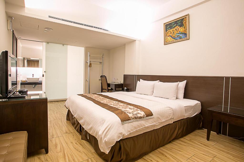 Deluxe Double Room - Photo 1