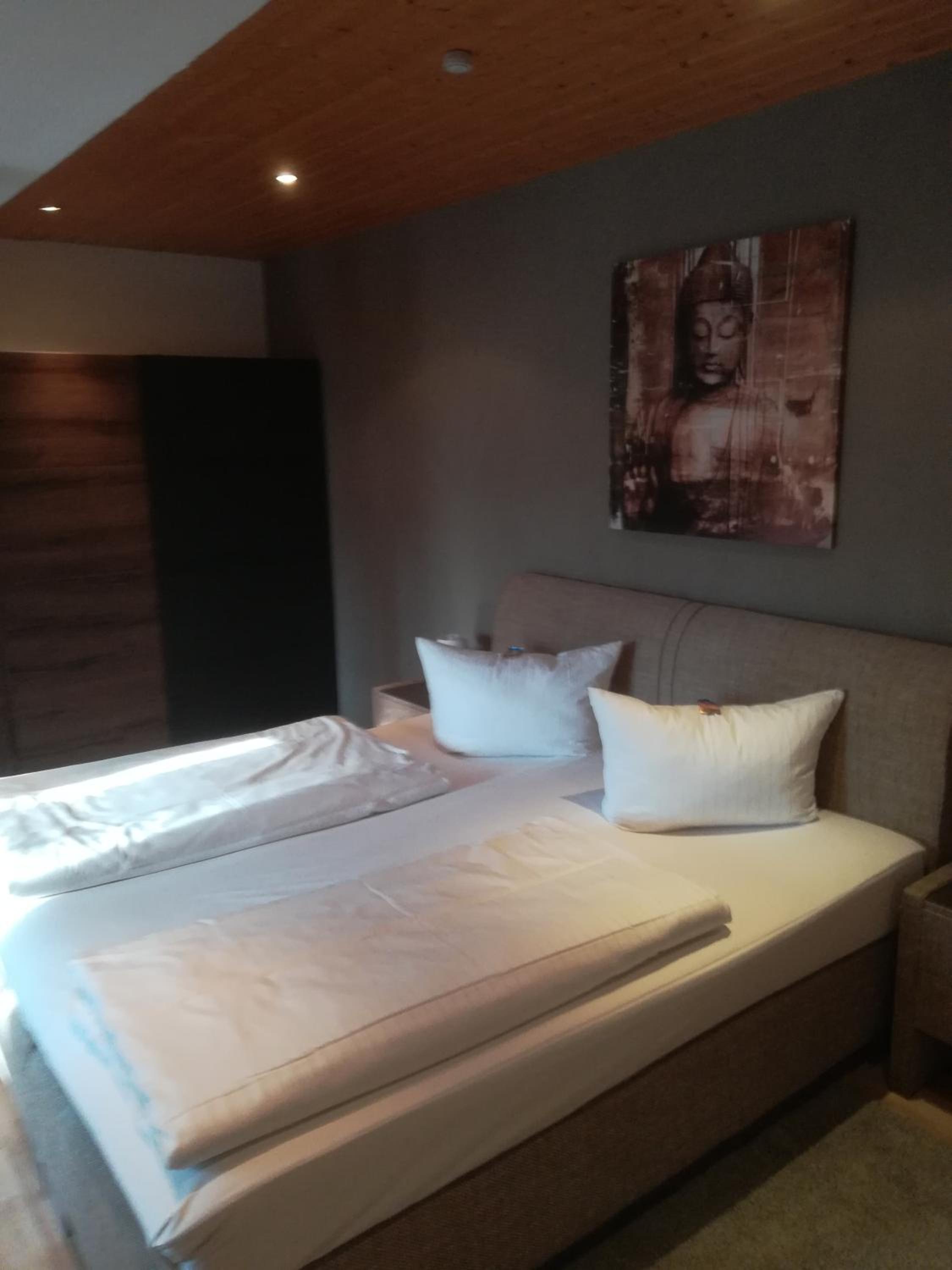 Suite - Photo 4