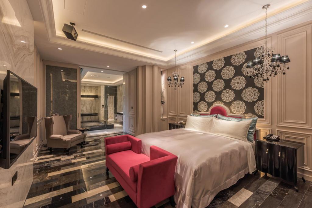Deluxe Double Room (Check-in at 17:00) photo 1