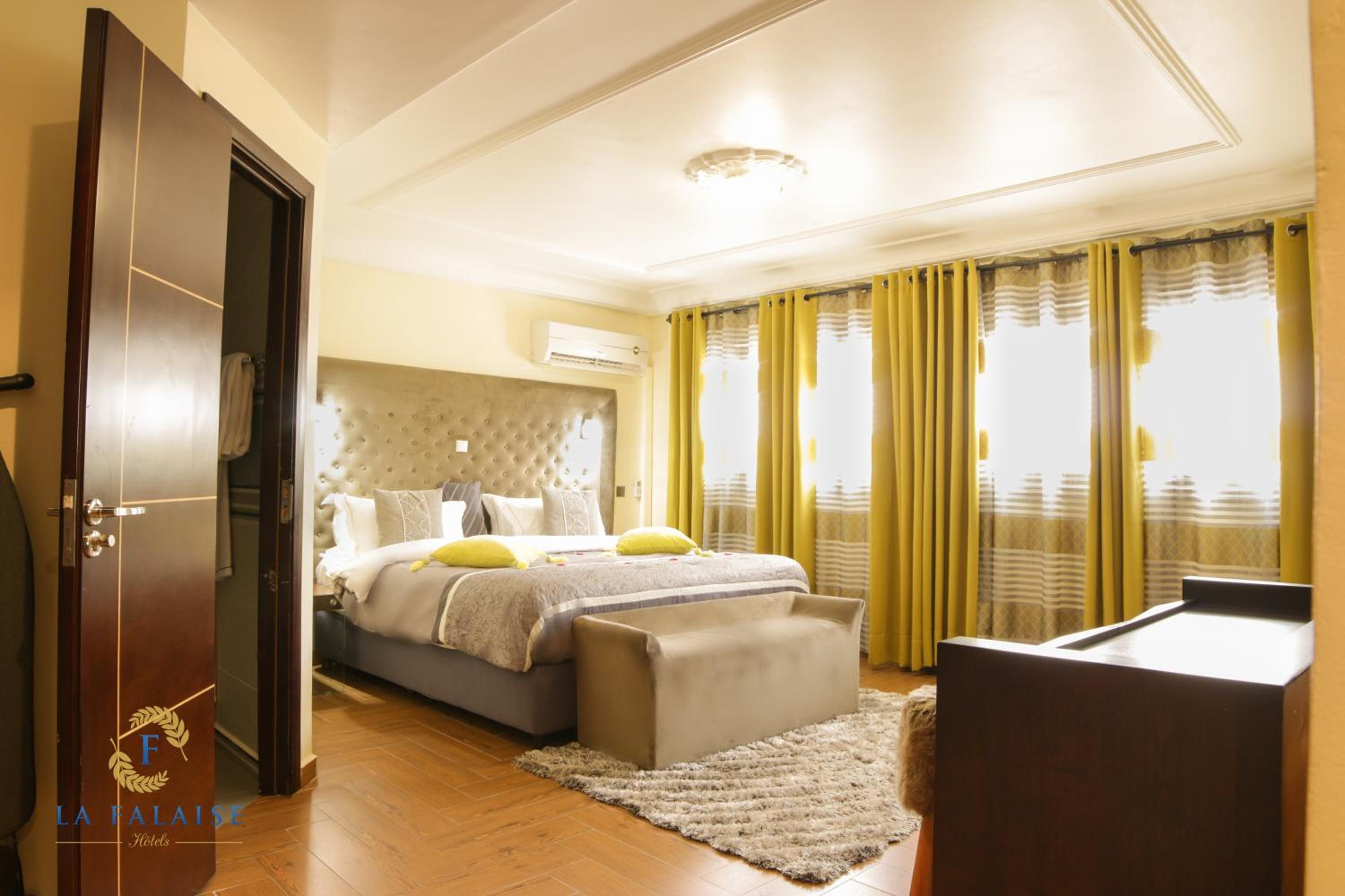 Executive Suite