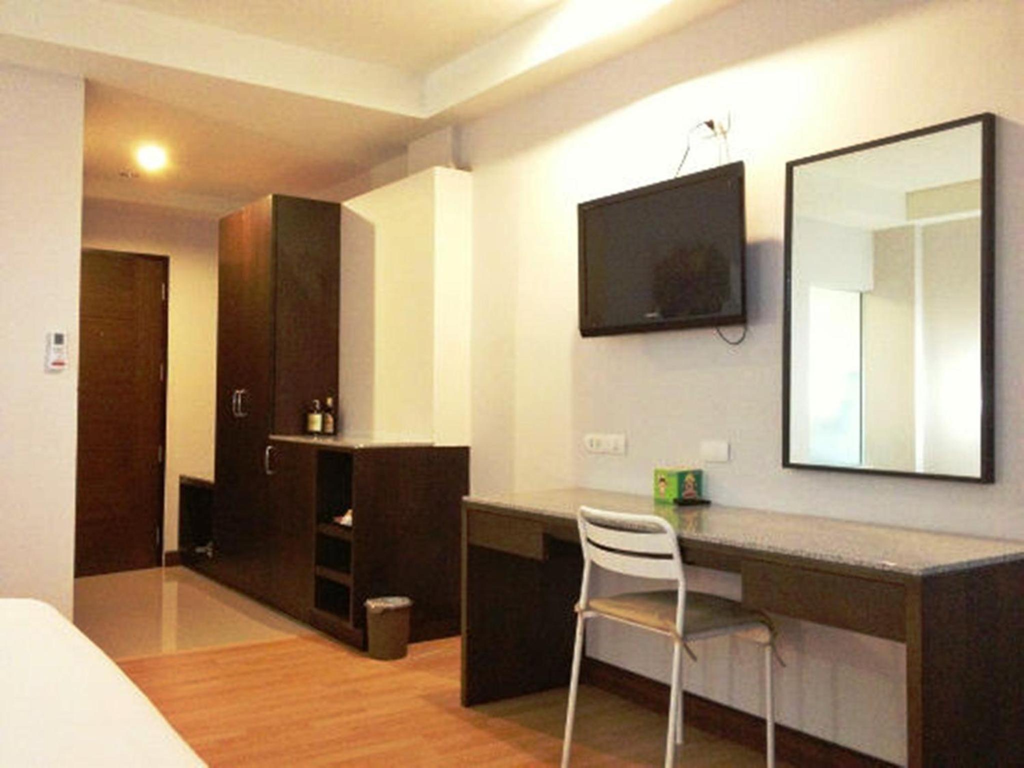 Deluxe Double or Twin Room - Photo 4