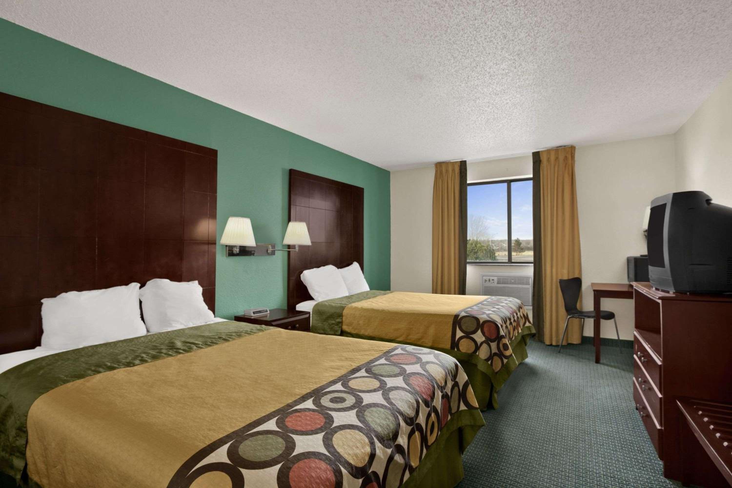 Standard Double Room With Two Double Beds - Non Smoking - Photo 2