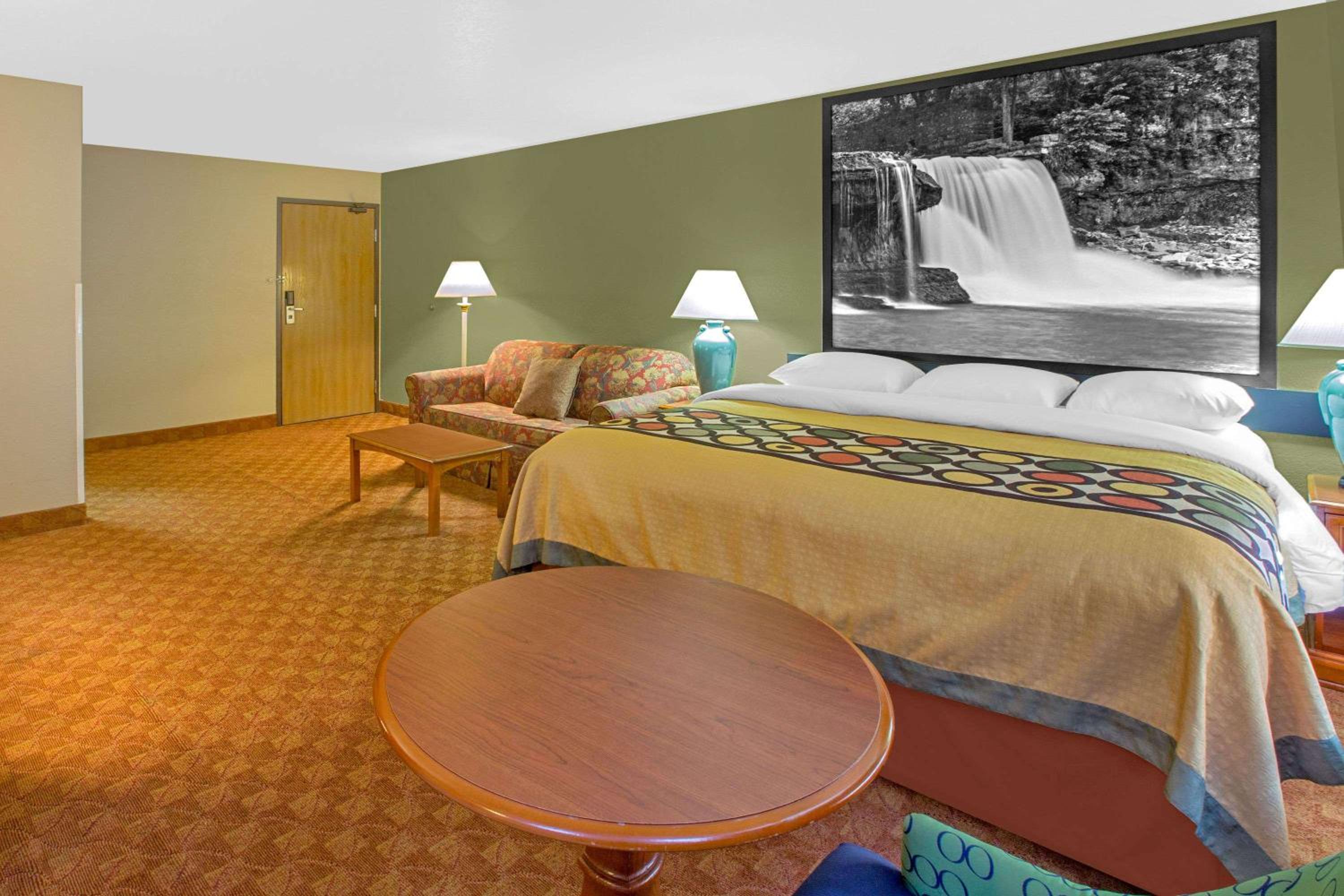 King Studio Suite - Non-Smoking - Photo 1
