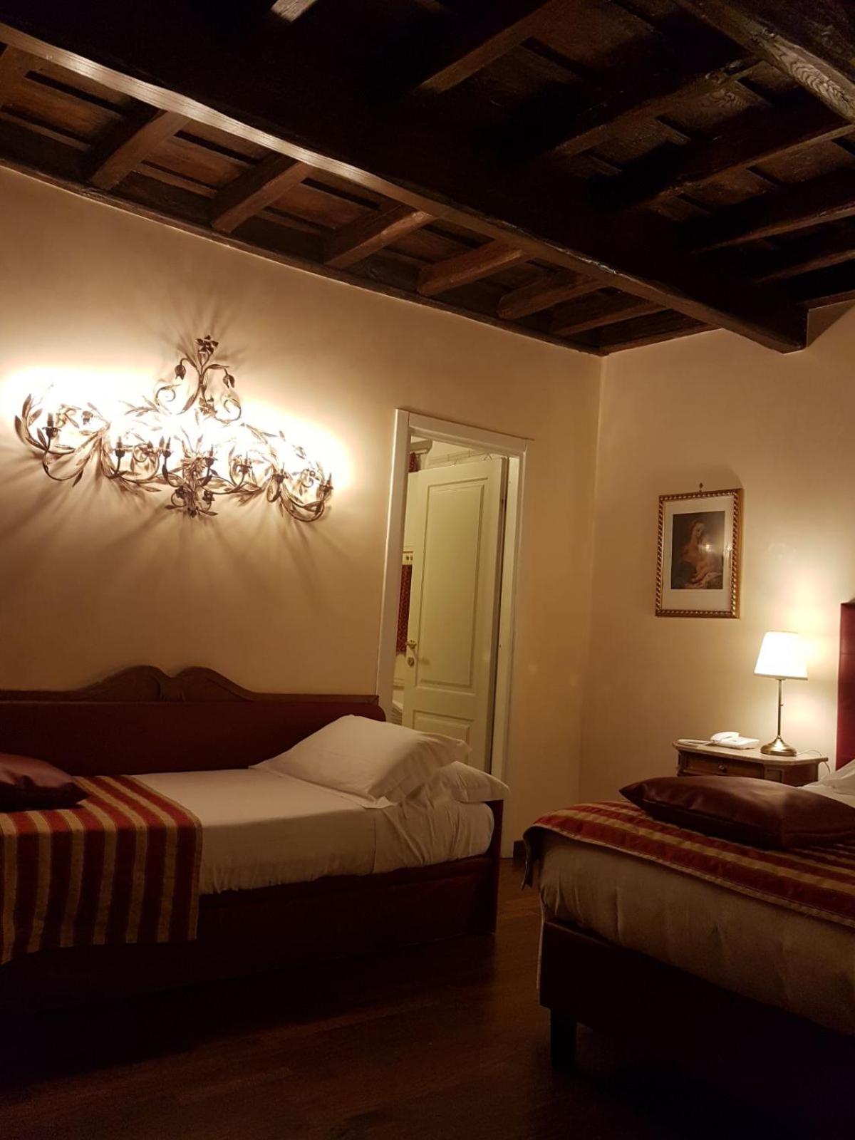 Deluxe Quadruple Room photo 3
