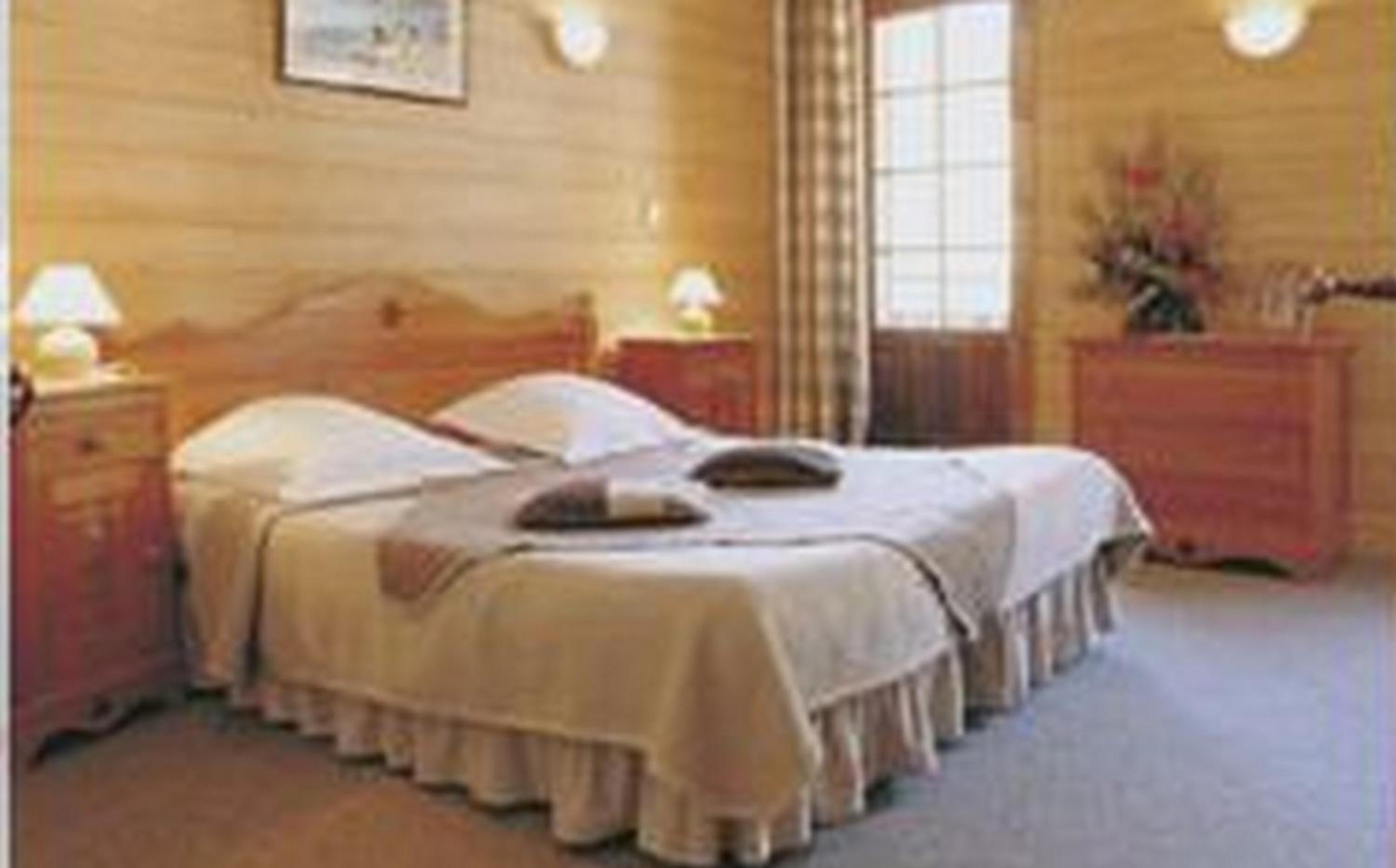 Standard Room - 2 People - Photo 2