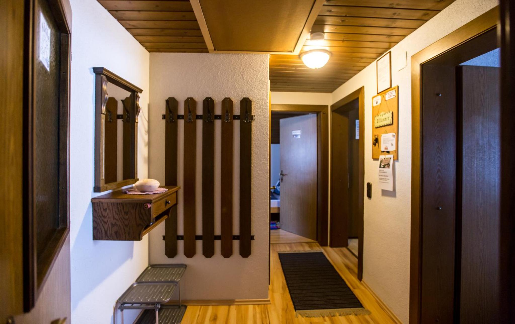 Apartment with Mountain View photo 2