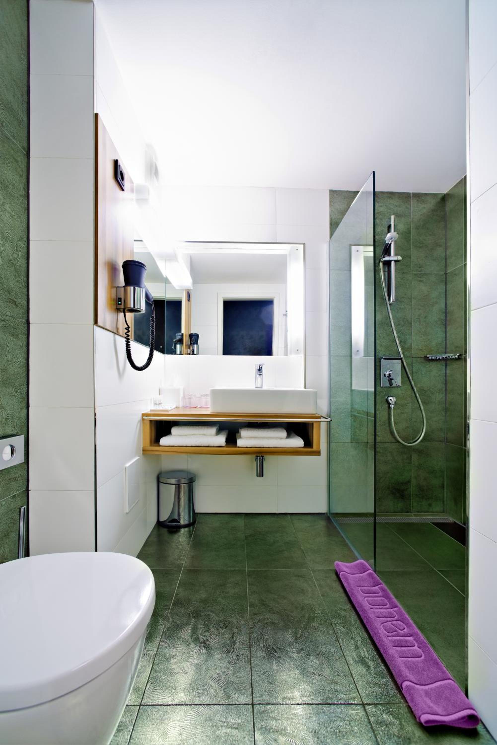 Classic Twin Room - Photo 6