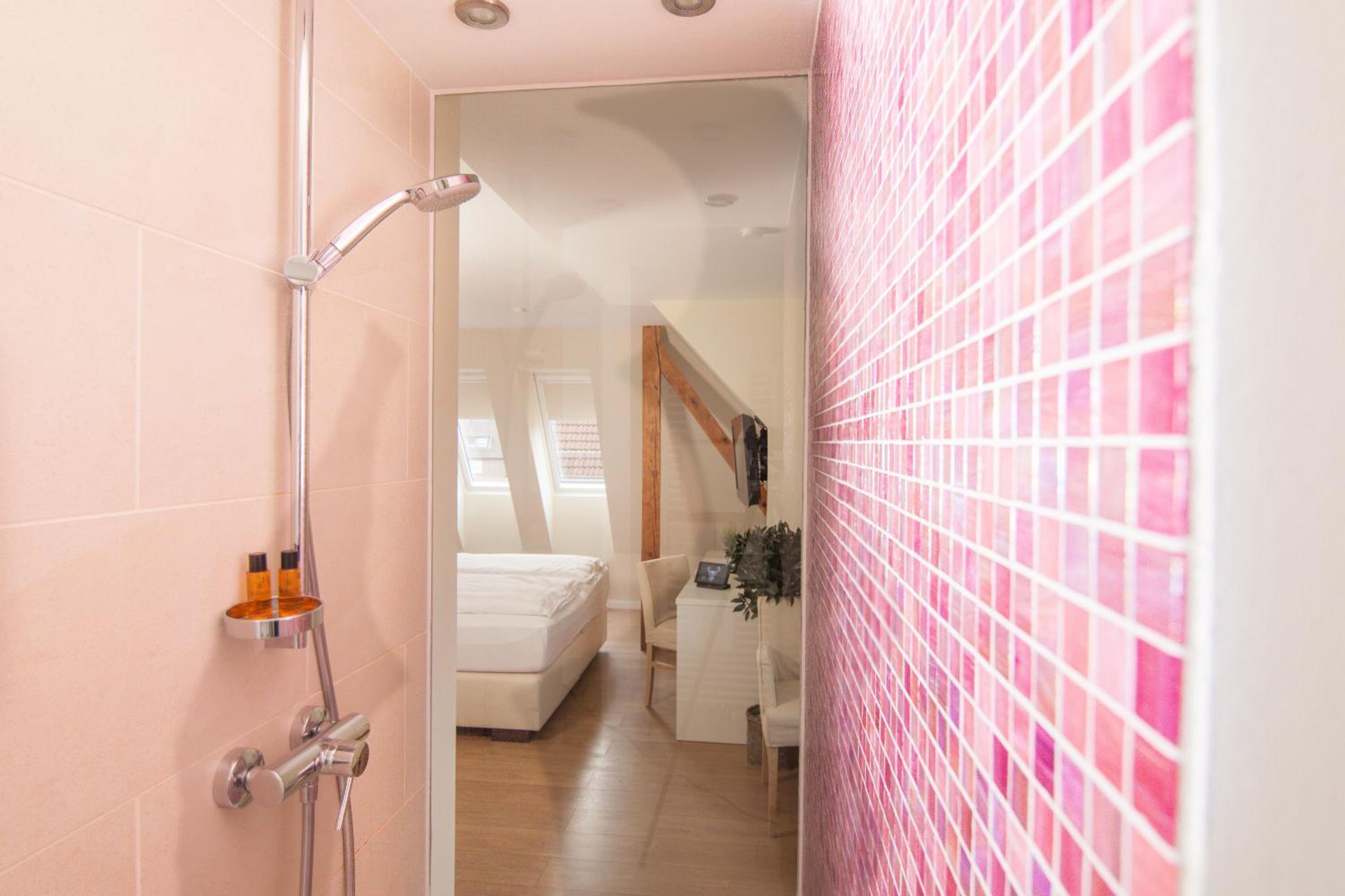 Double Room - Photo 3