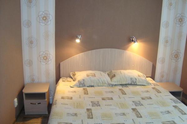 Double Room - Photo 3