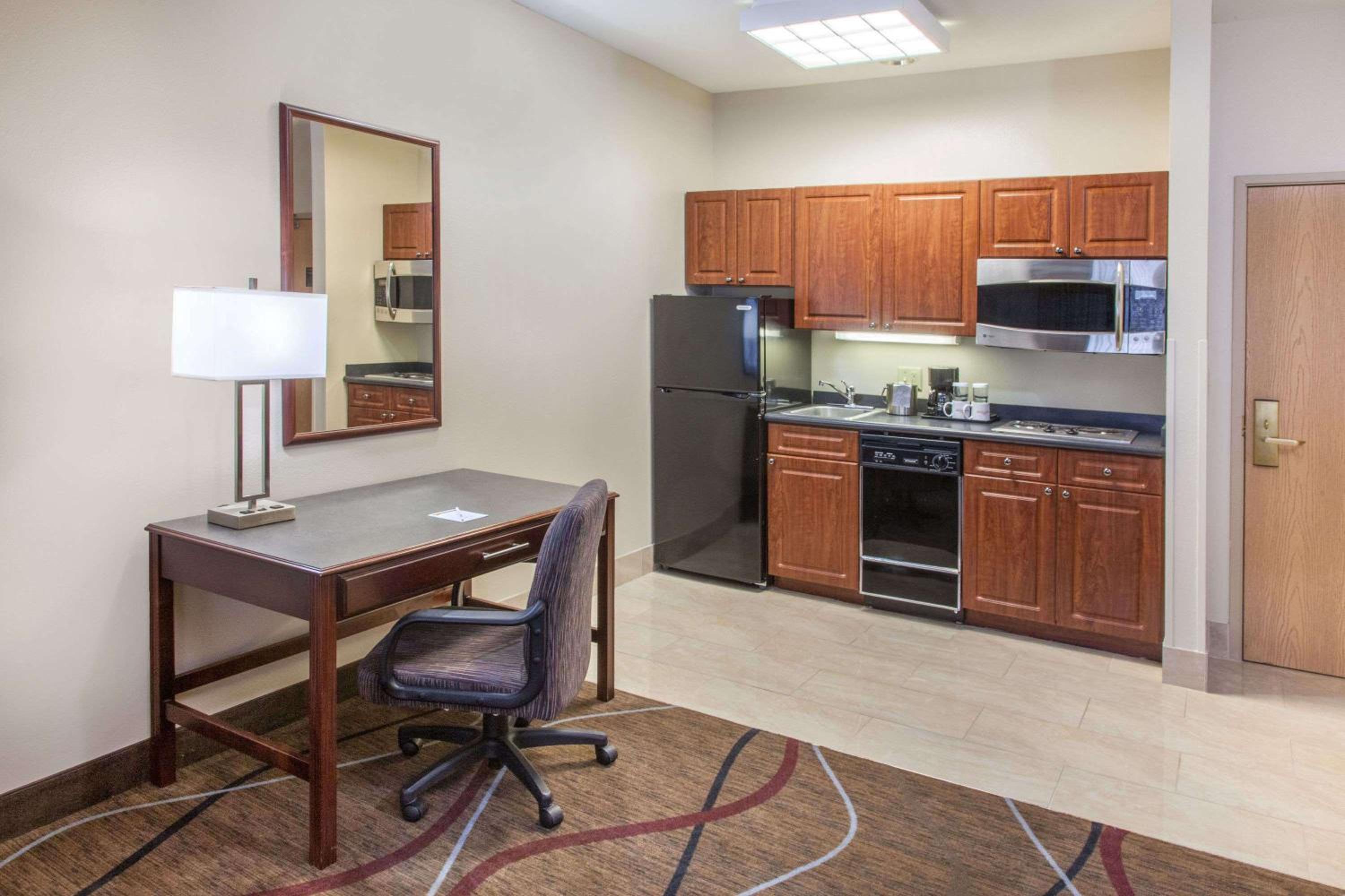 Hawthorn Extended Stay by Wyndham Bloomington, Billede 6