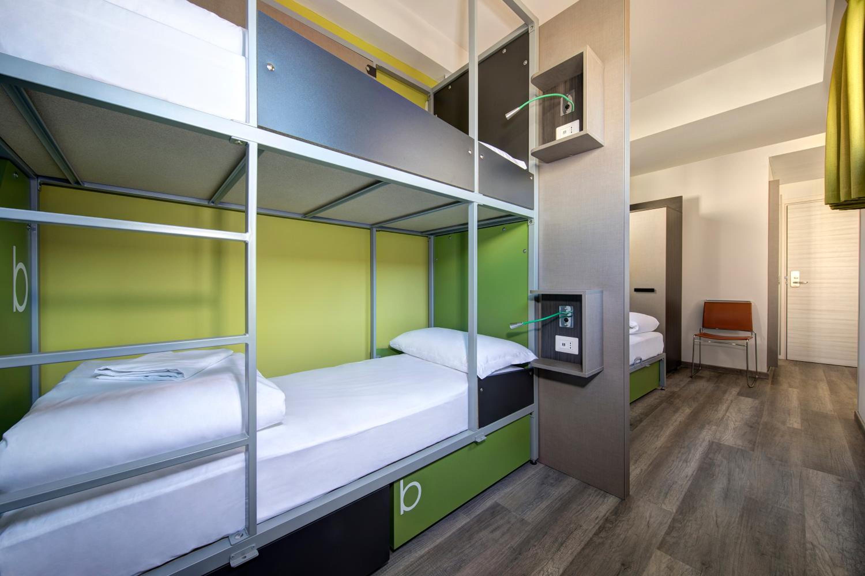 Bunk Bed in Female Dormitory Room   photo 1