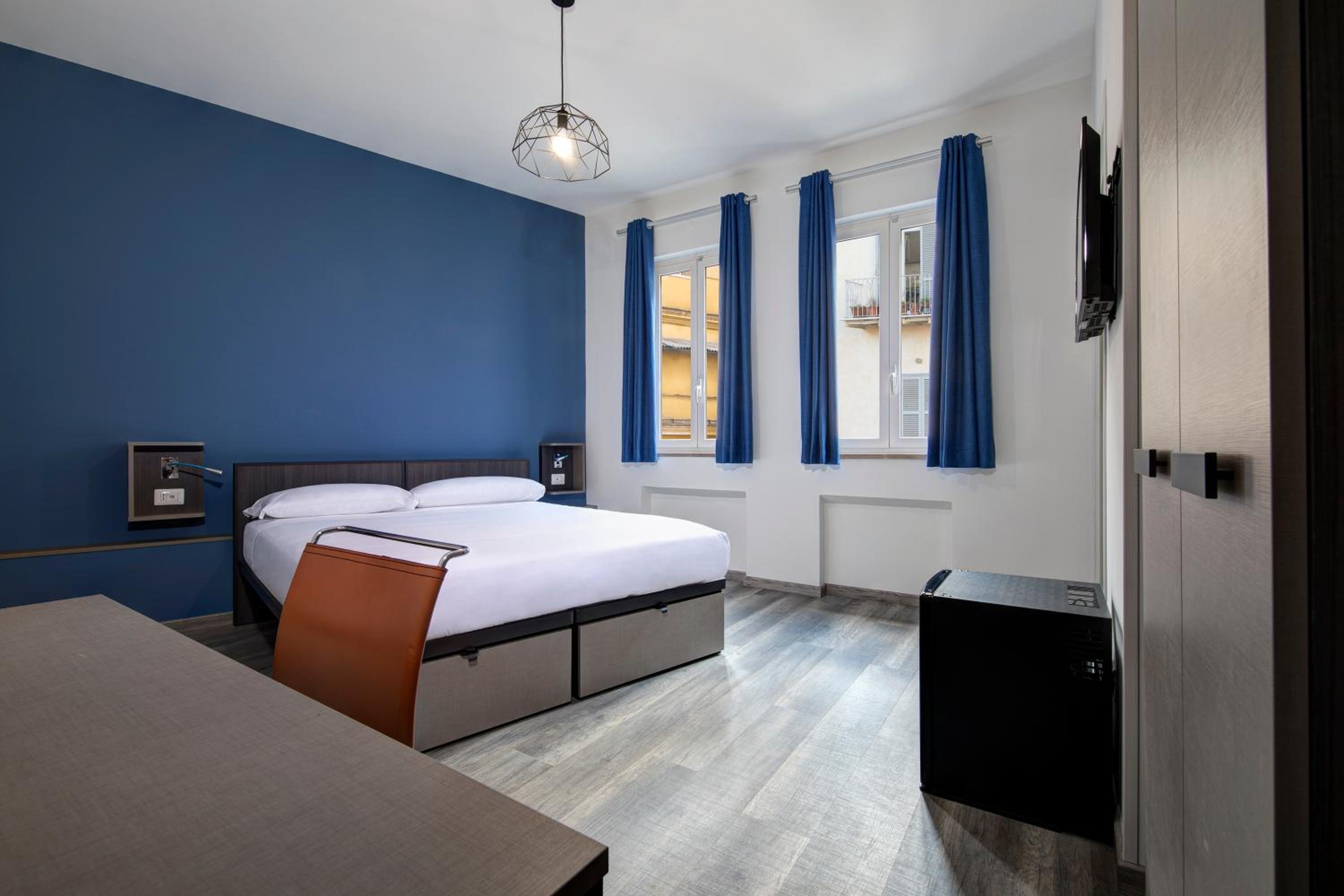 Double Room with Private Bathroom photo 2