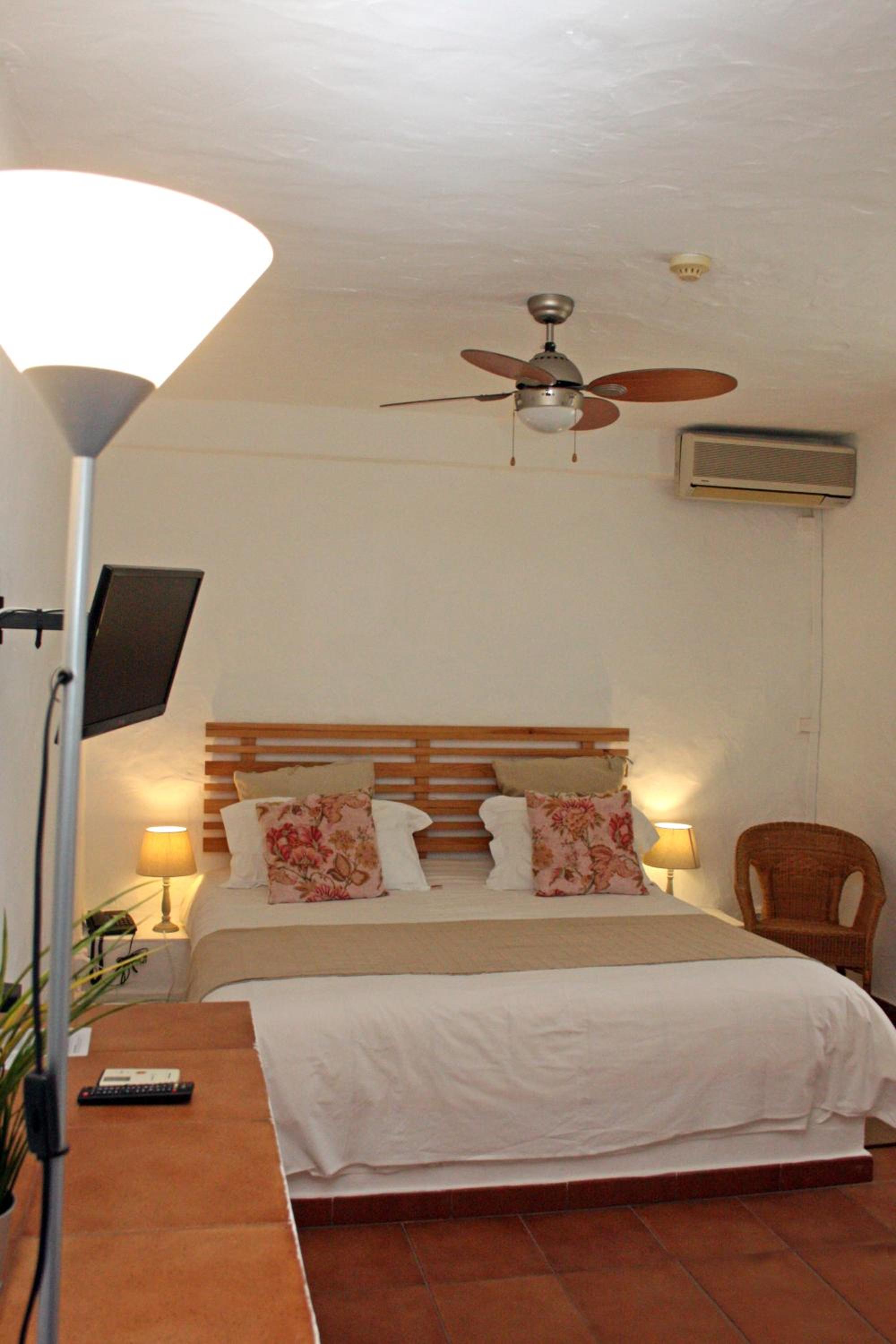 Double Room with North View photo 3