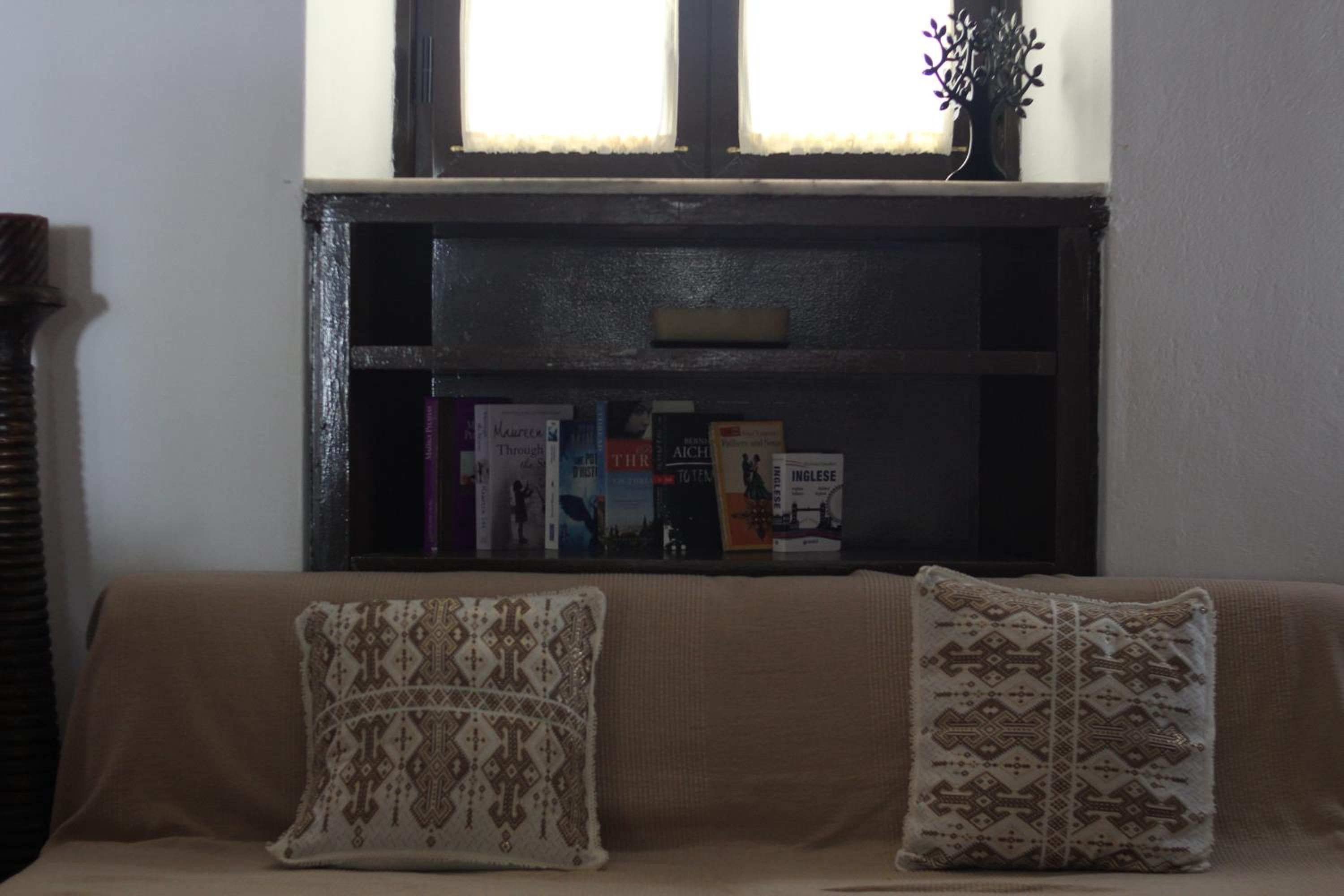Three-Bedroom Townhouse - Photo 17