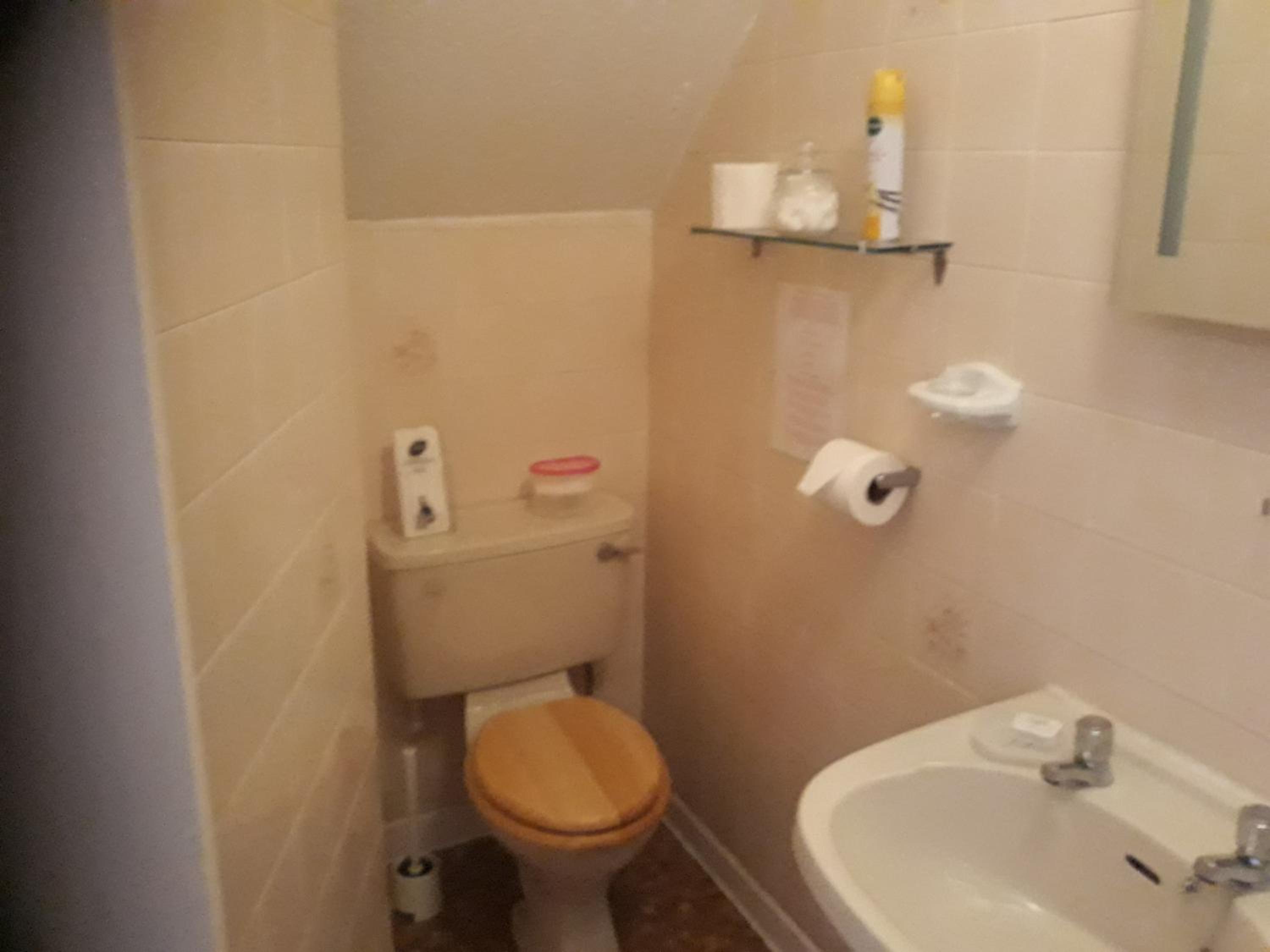 Single Room photo 2