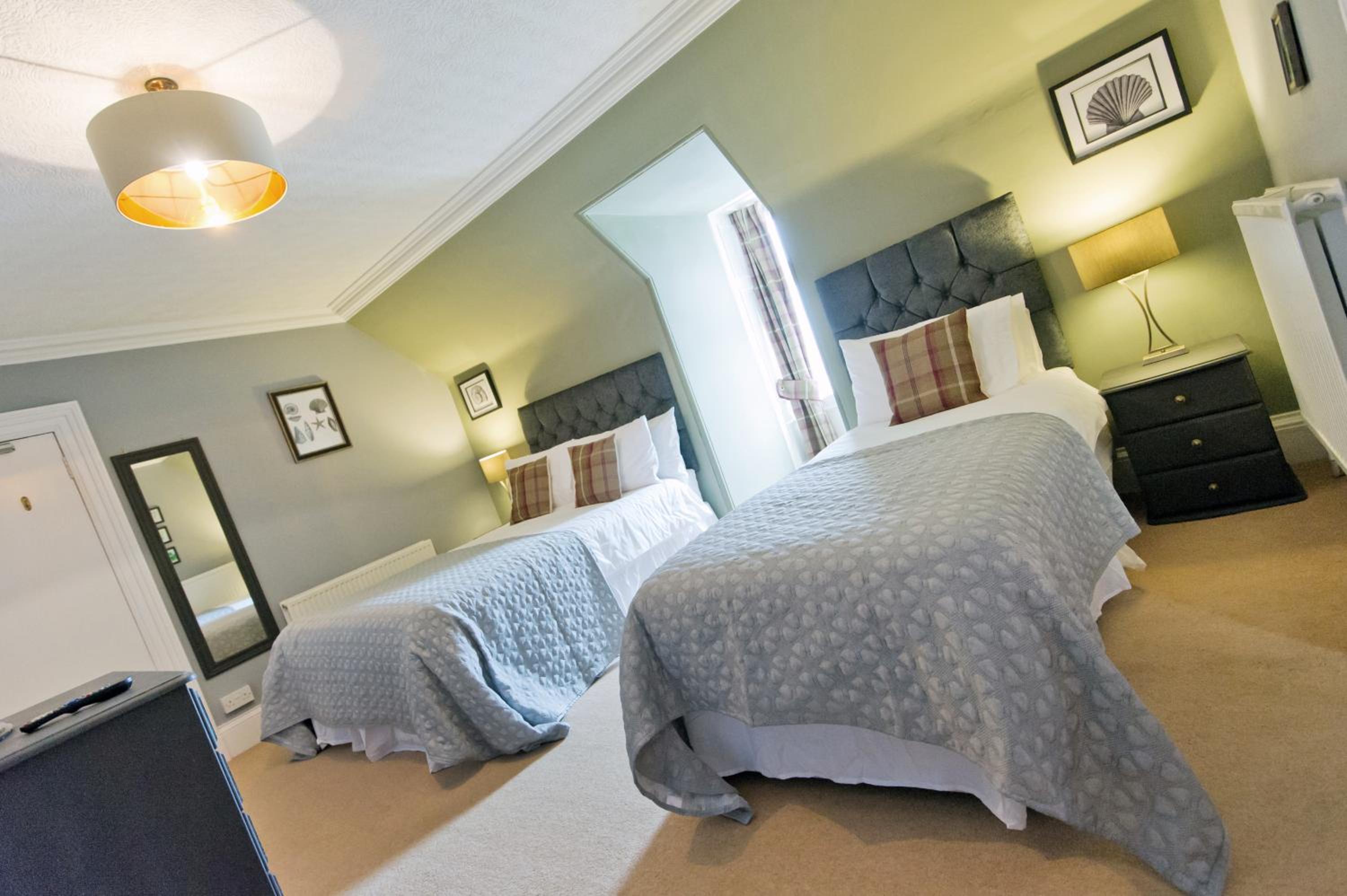 Double Room with Extra Bed photo 1