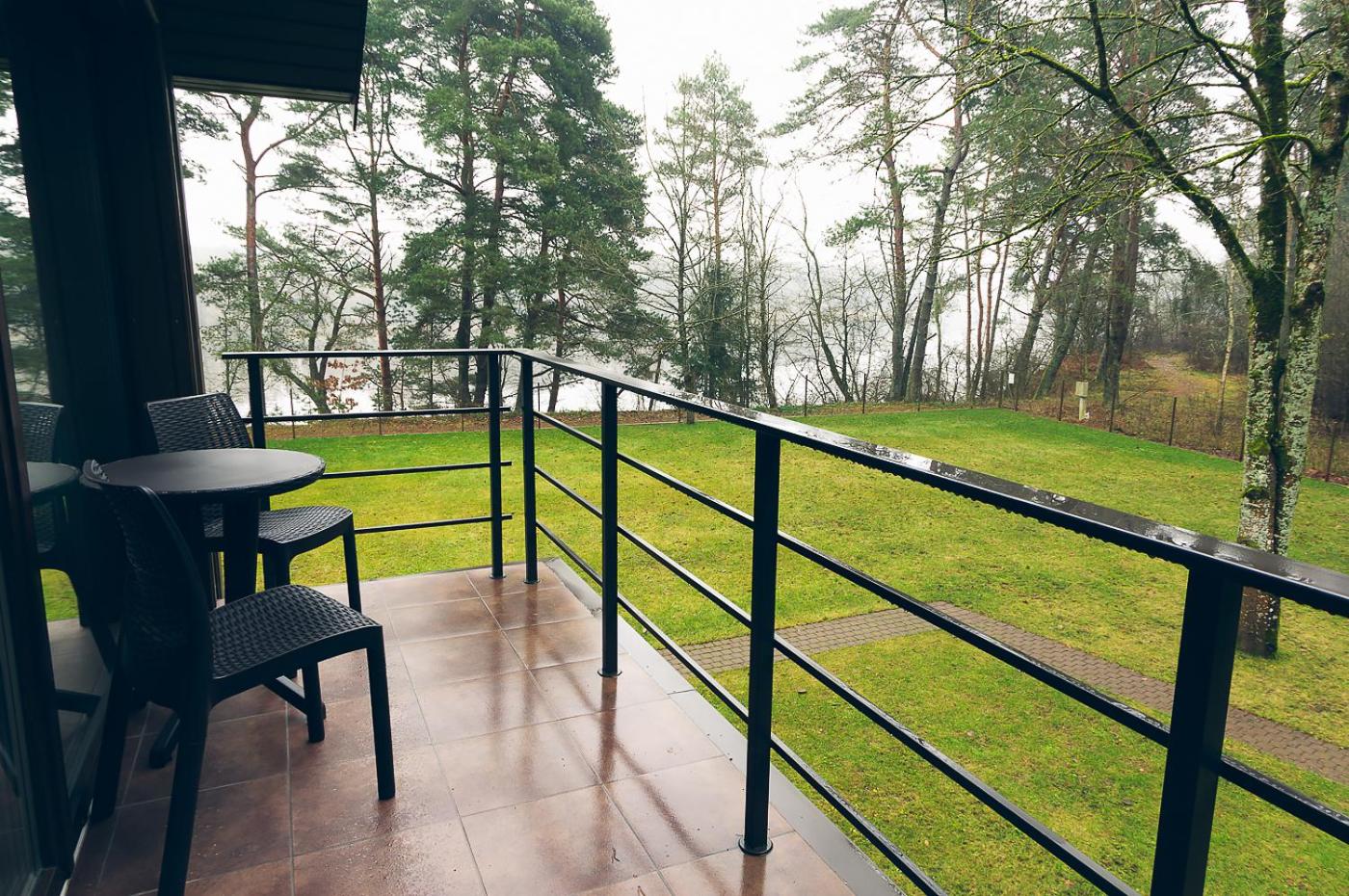 Studio with Balcony - Photo 10