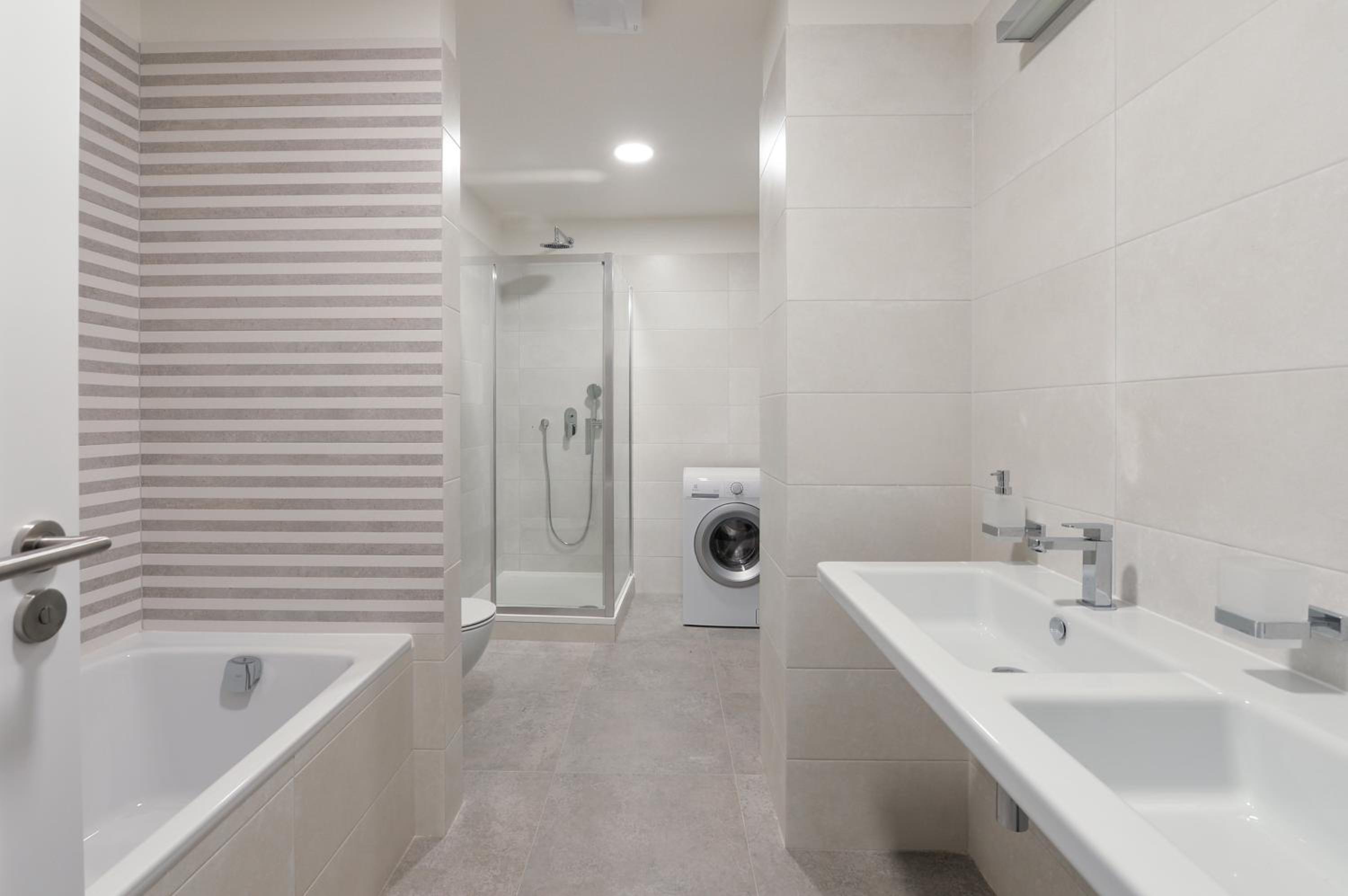 One-Bedroom Apartment - Photo 9
