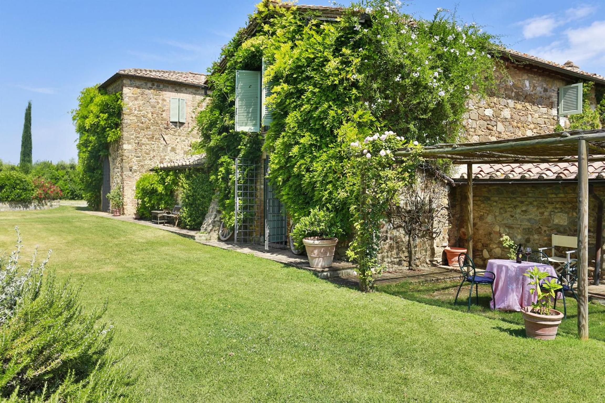 Villa with Private Pool photo 3