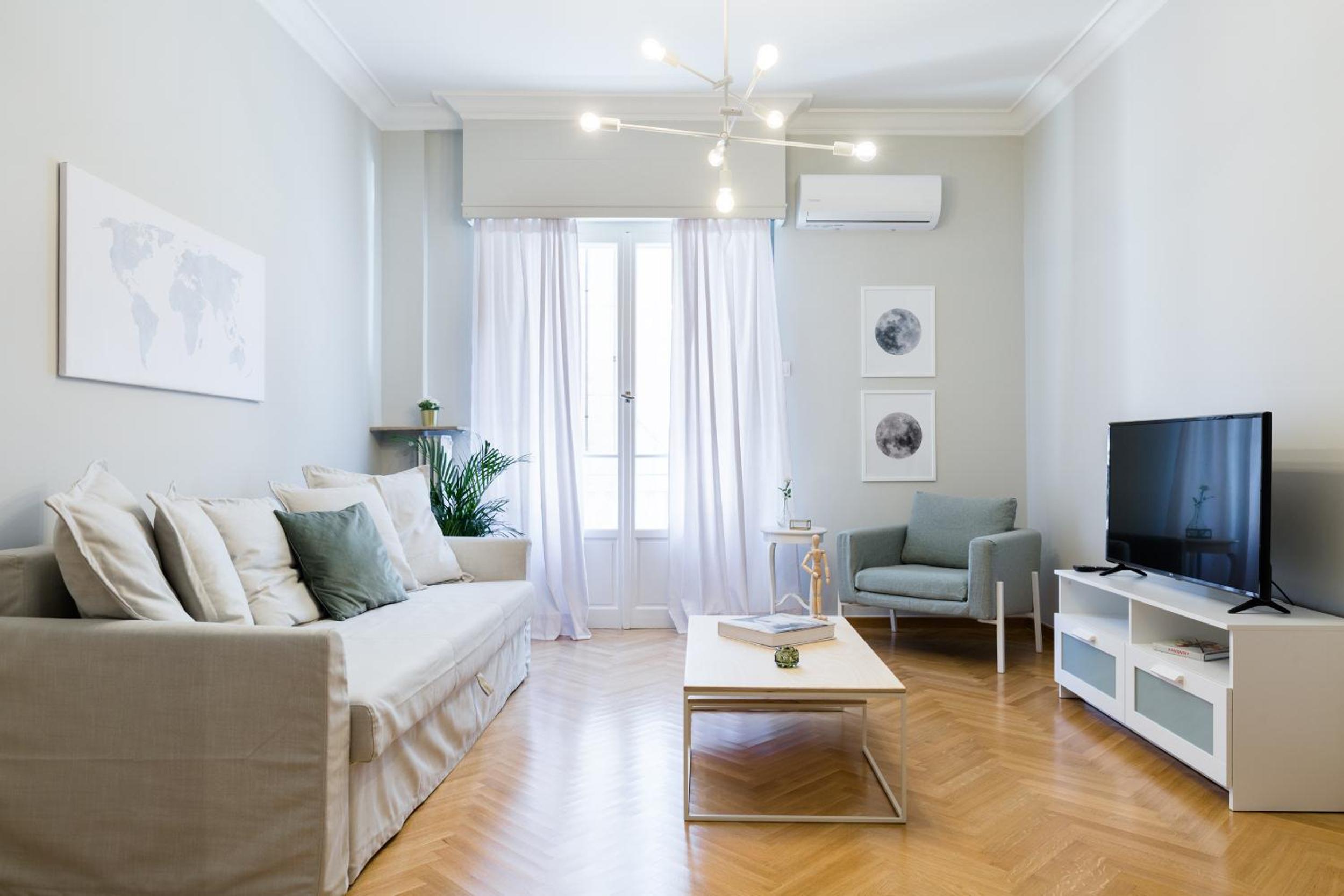 Apartment photo 1