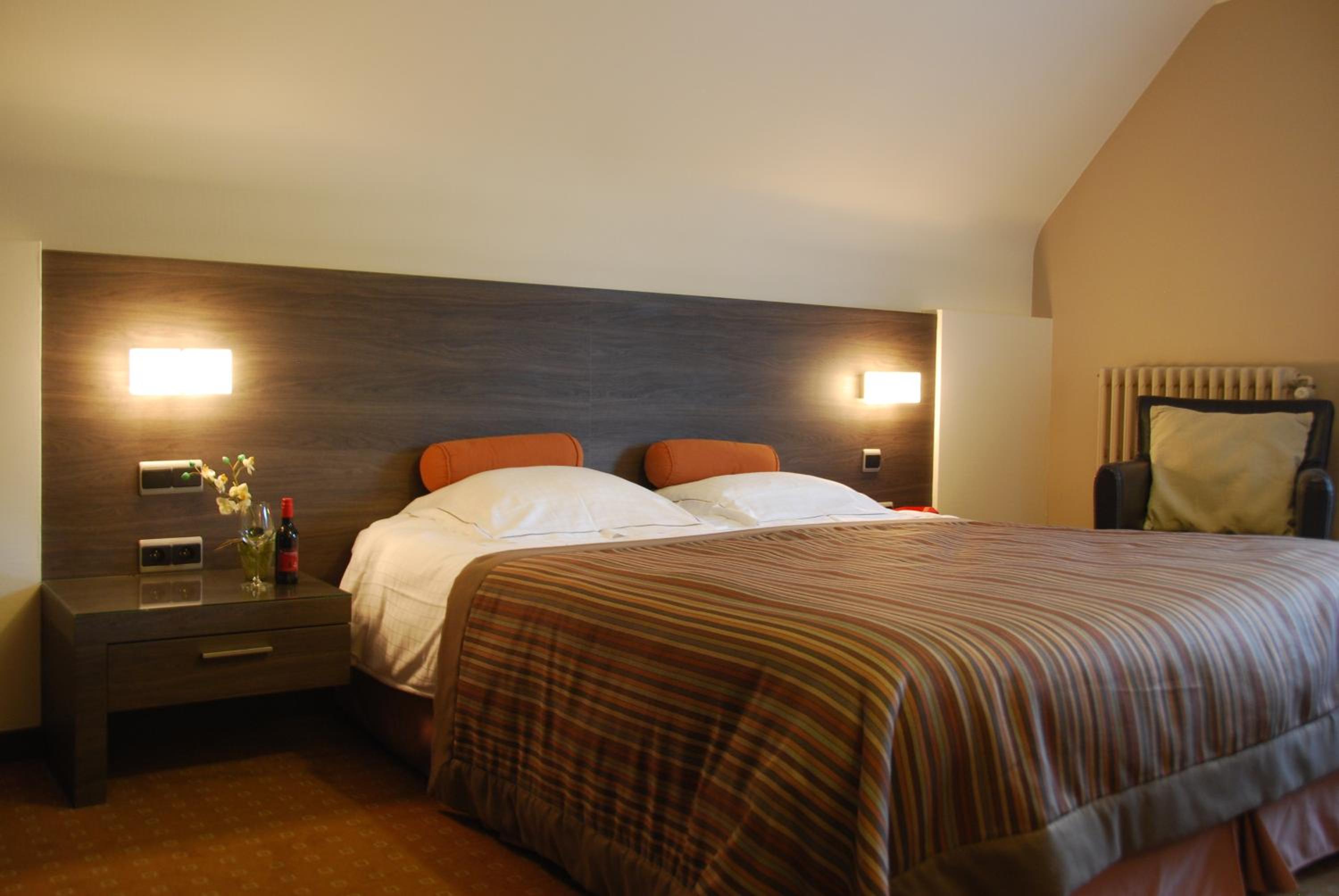 Deluxe Double or Twin Room - Photo 5