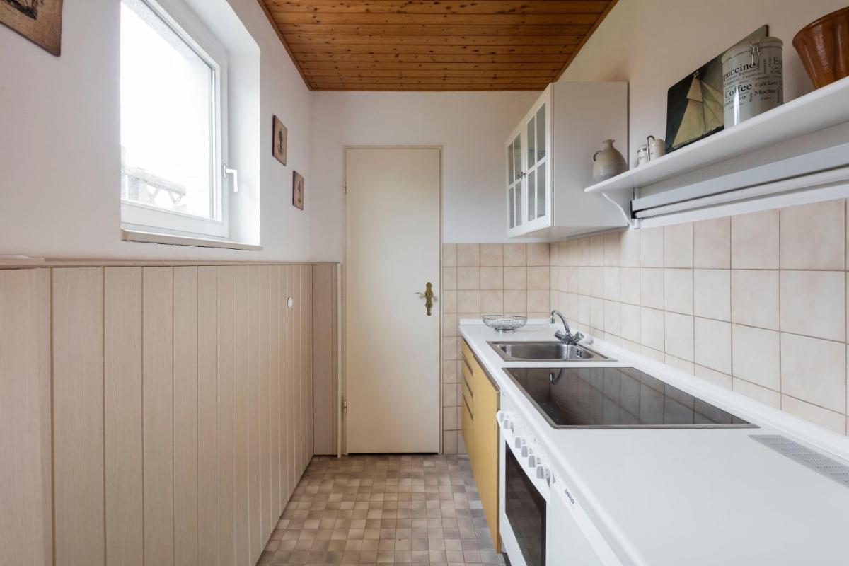 Studio Apartment photo 1