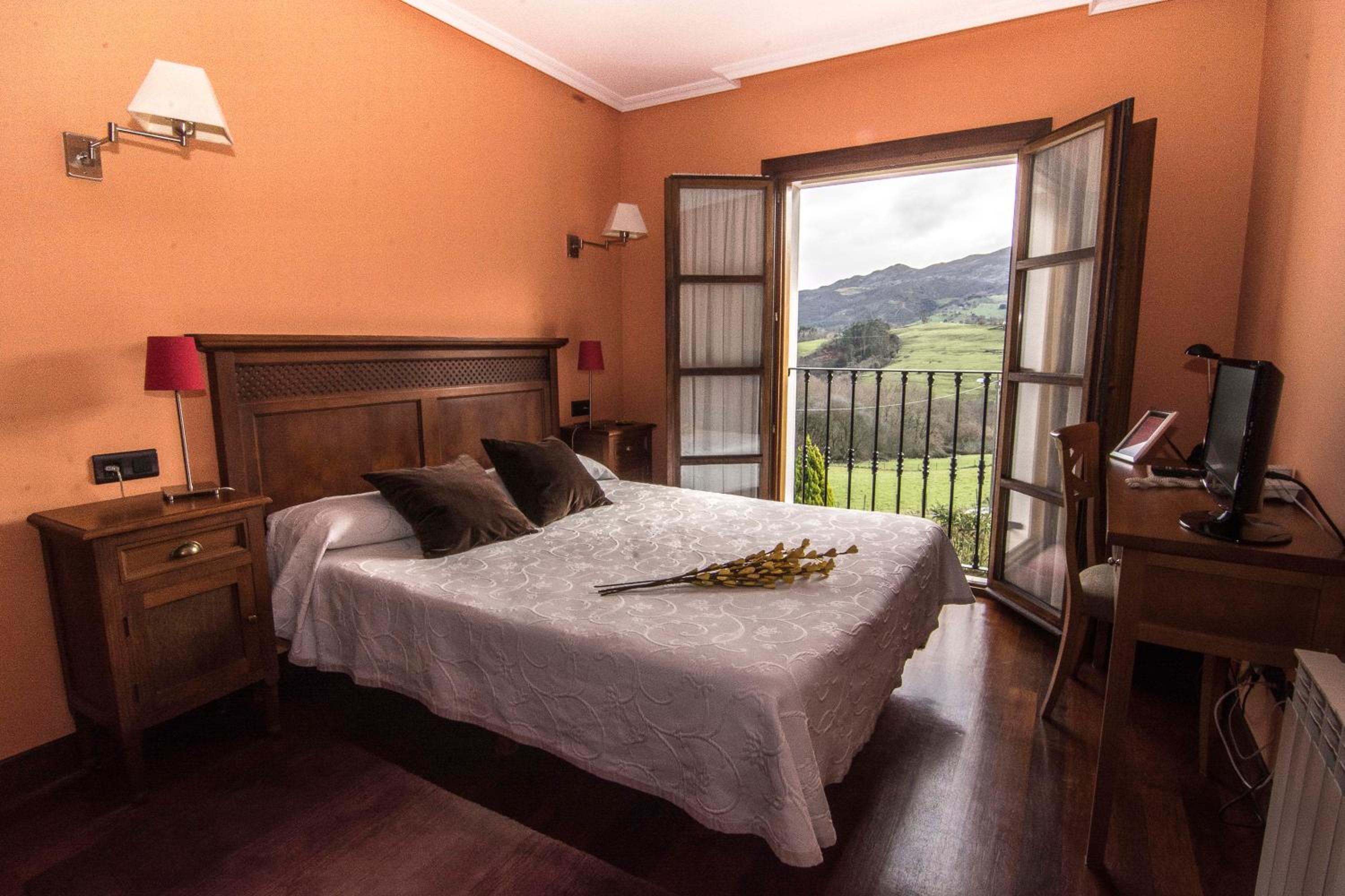 Double Room - Photo 4