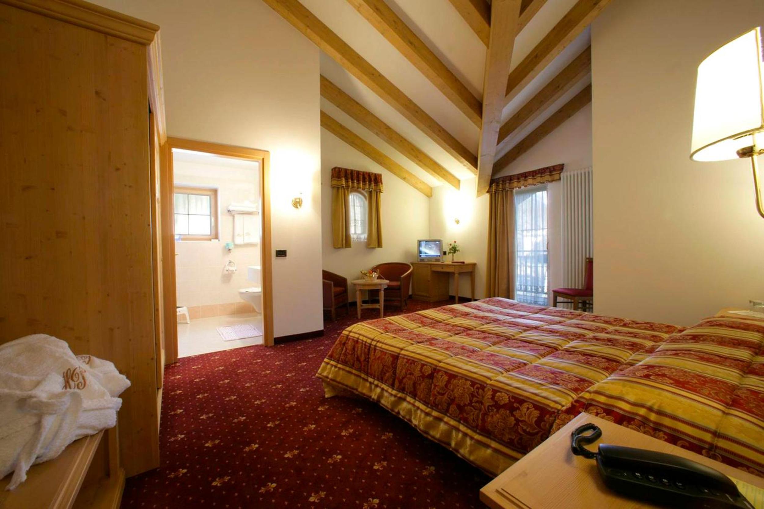 Standard Double or Twin Room with Balcony photo 1