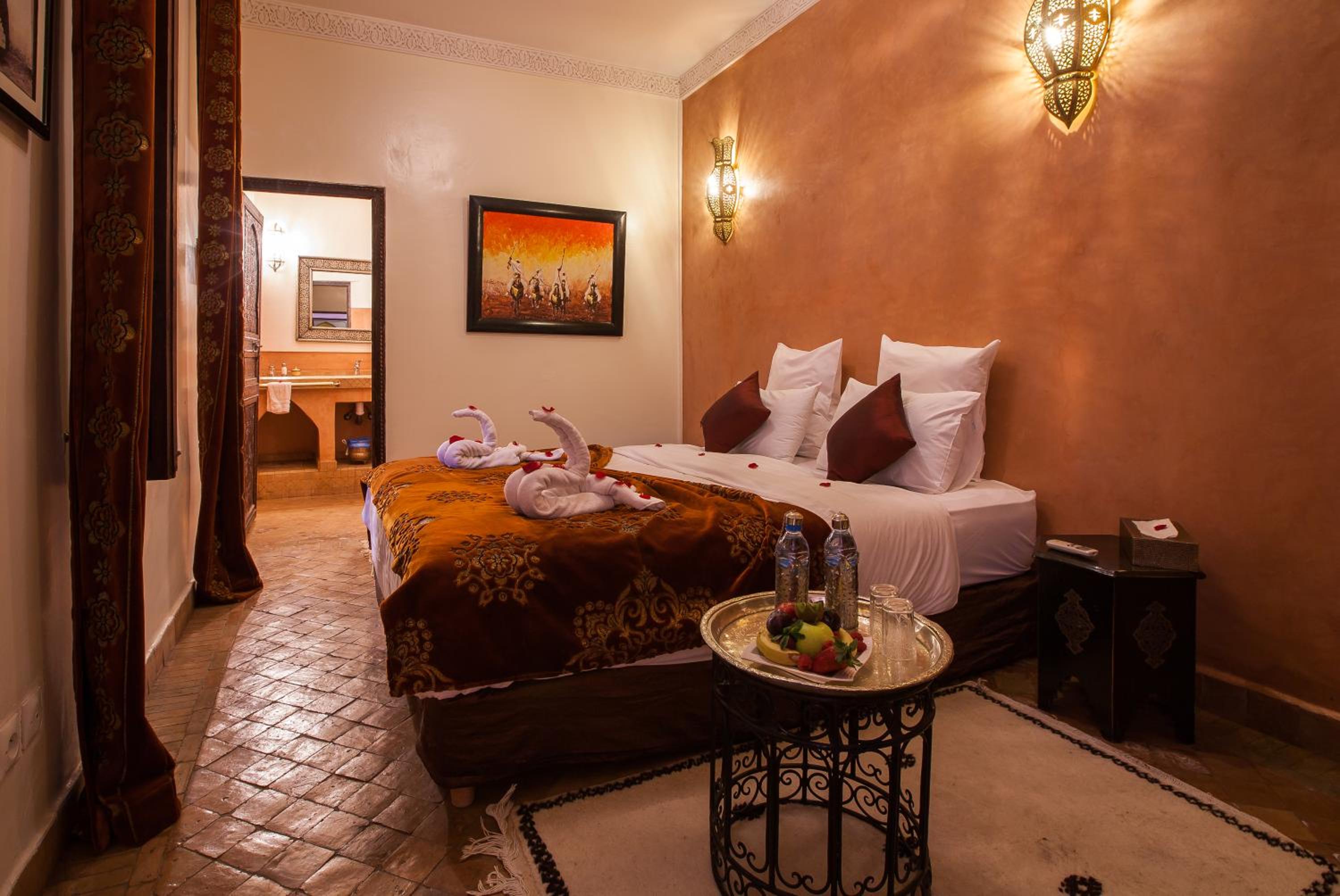 Standard Double Room - Photo 19