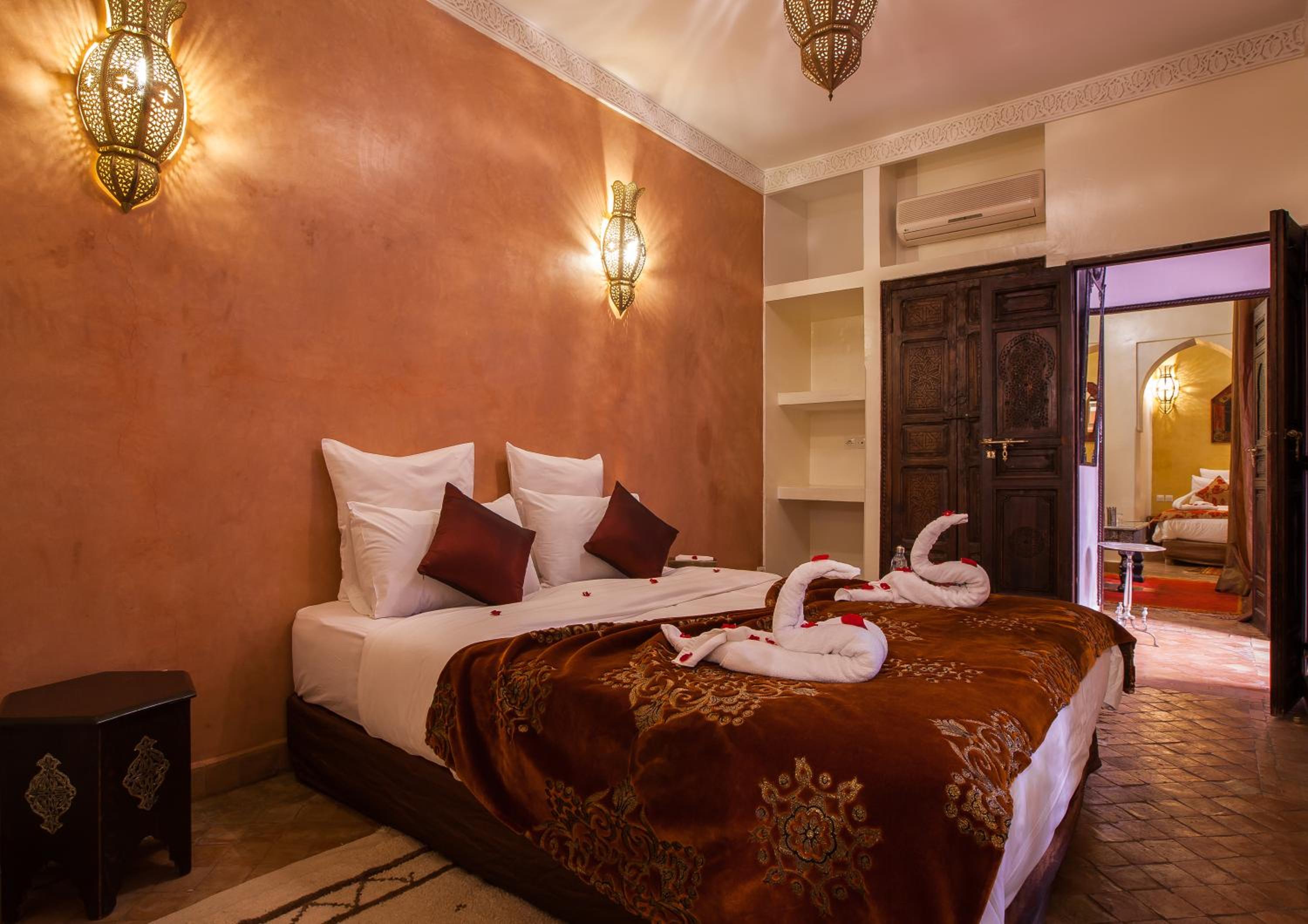 Standard Double Room - Photo 3