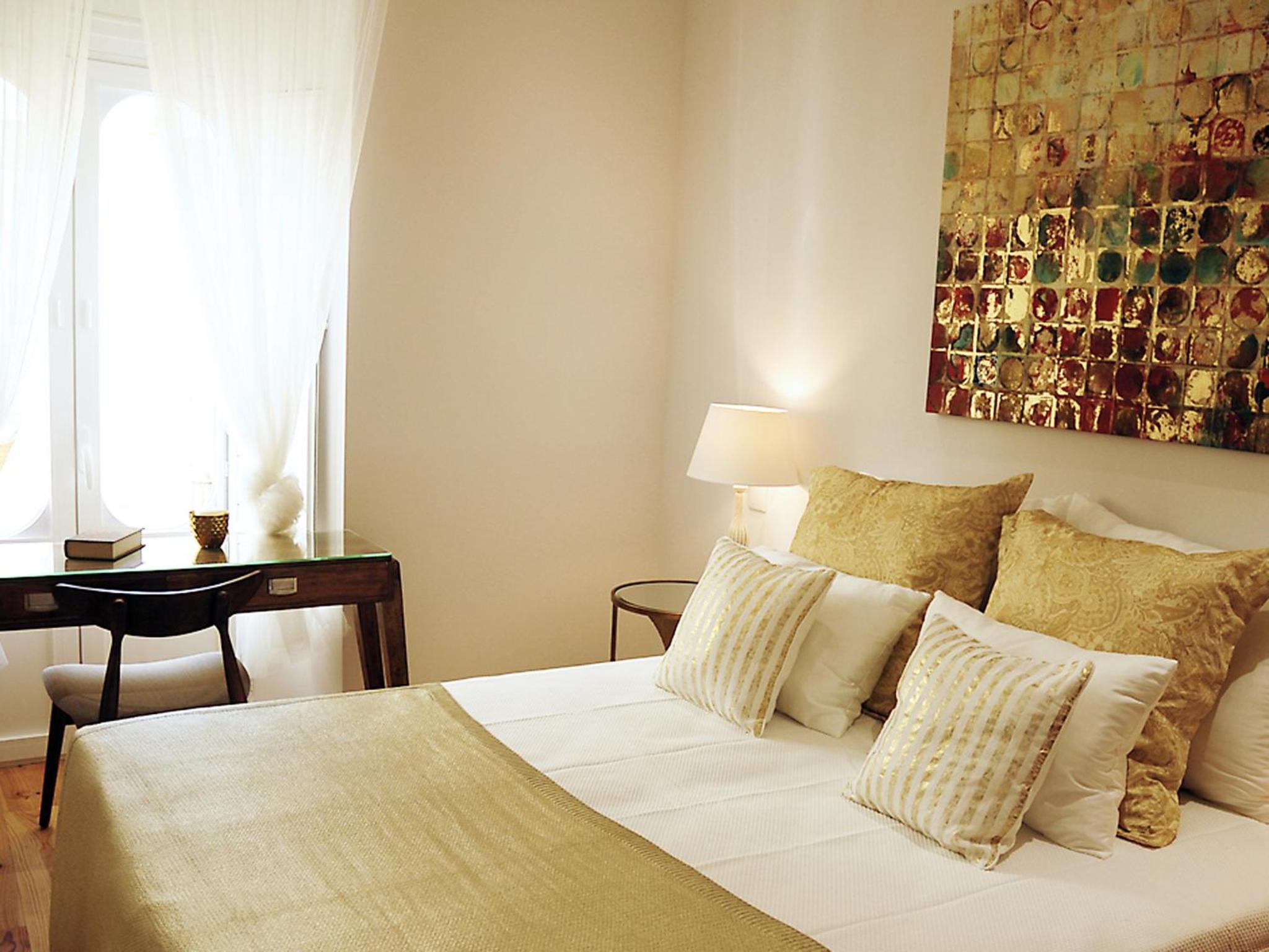 Apartment with Terrace photo 2