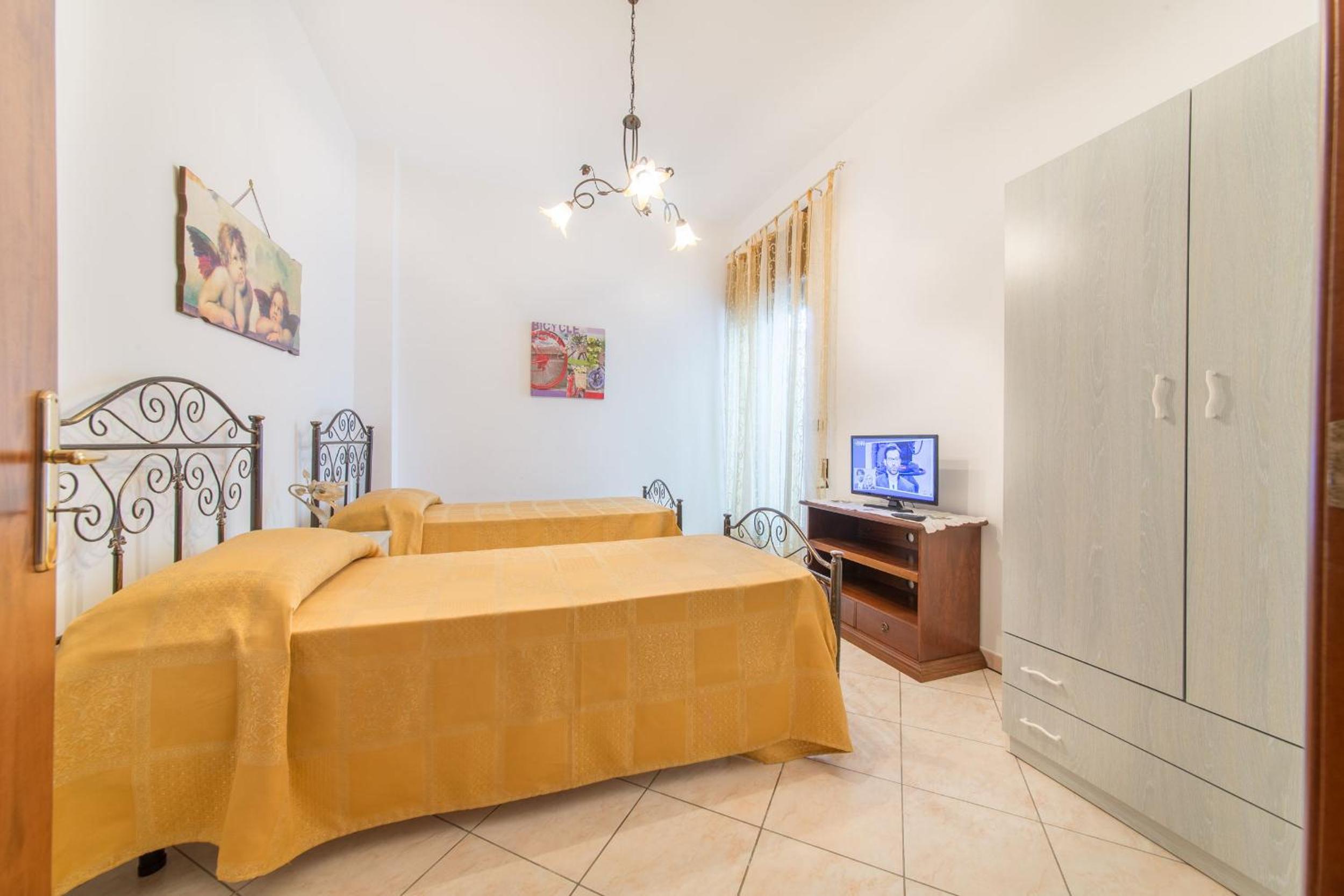 Two-Bedroom House photo 1