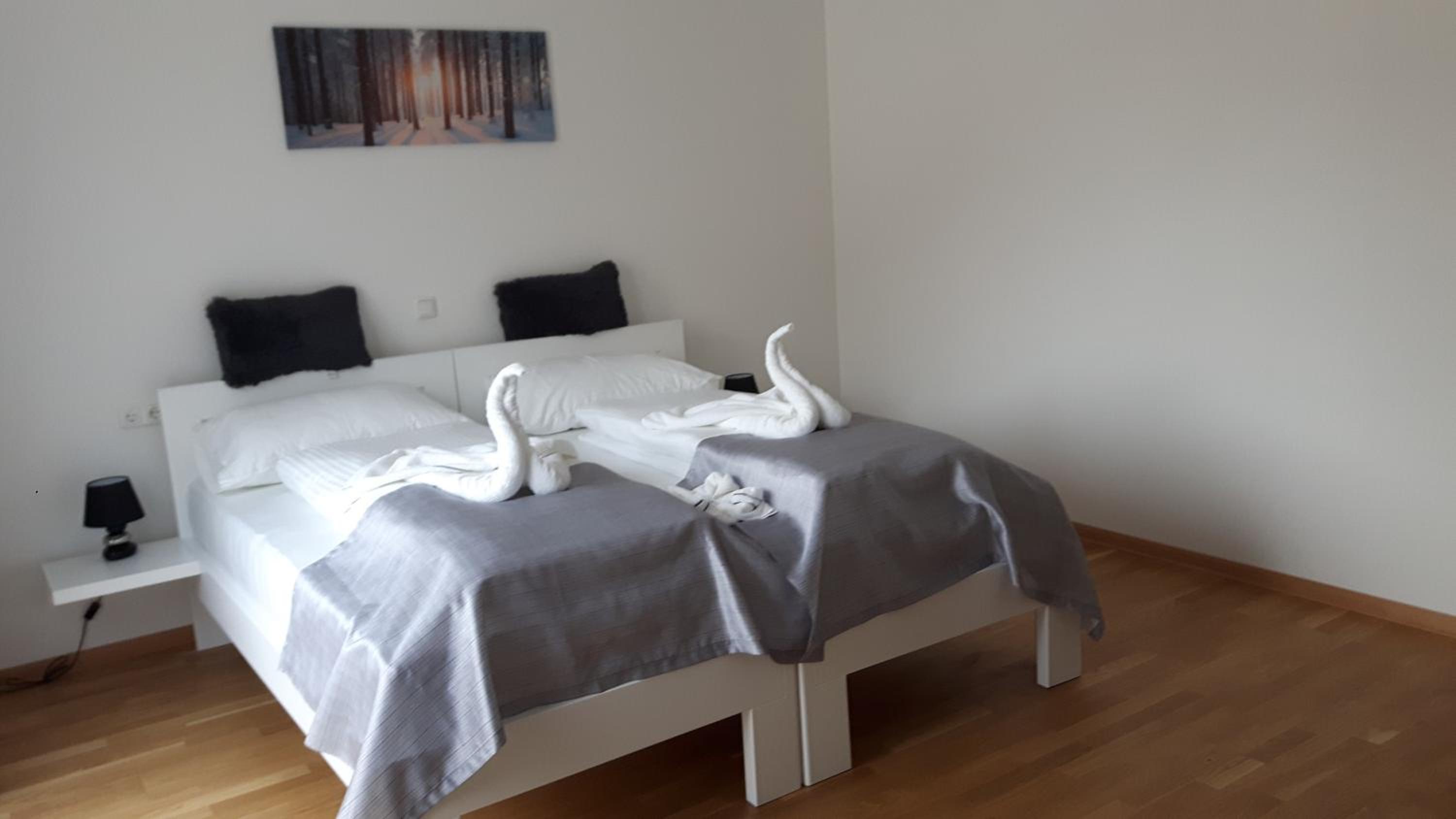 Deluxe Double or Twin Room with Balcony - Photo 25