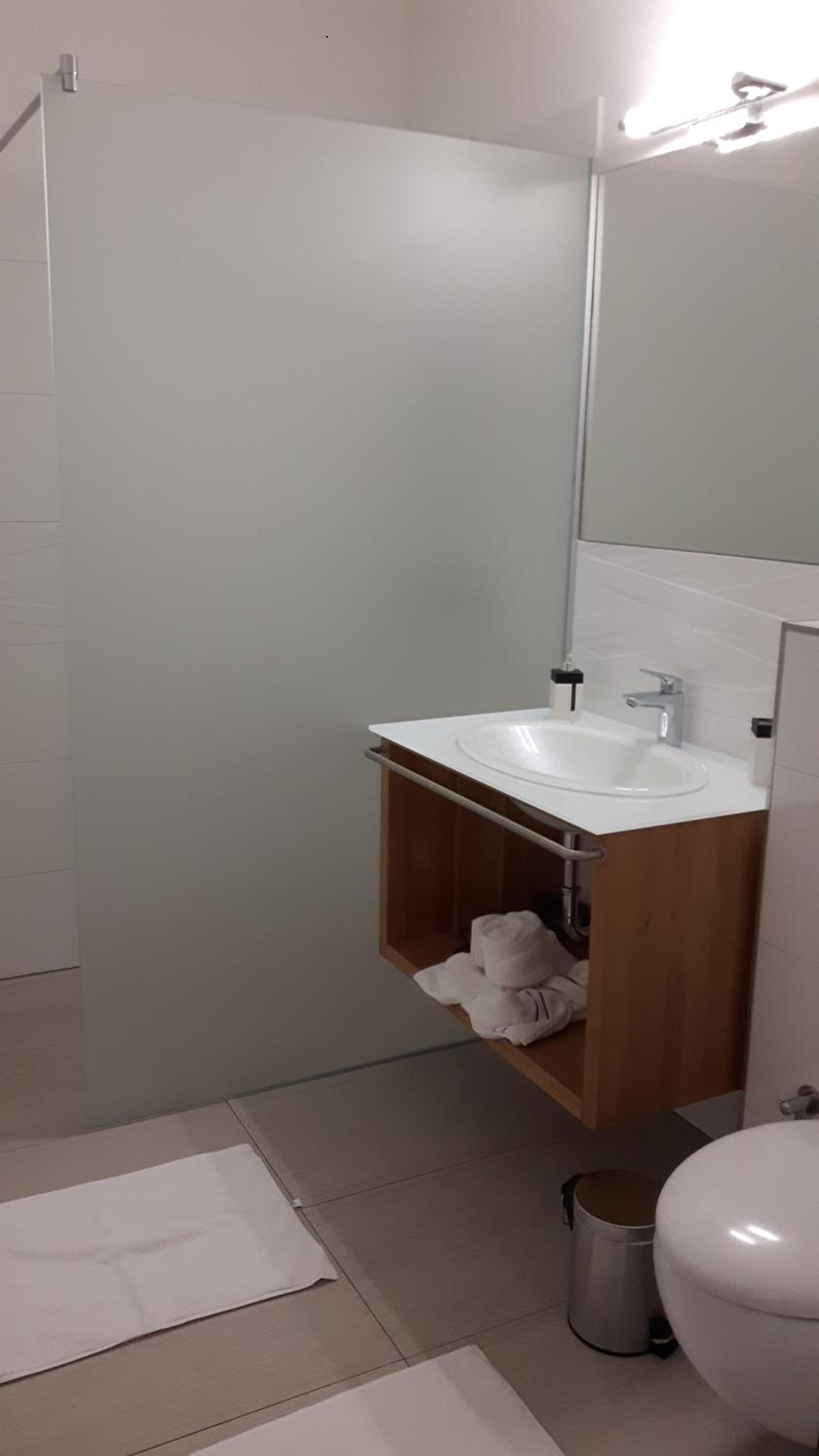 Deluxe Double or Twin Room with Balcony - Photo 24