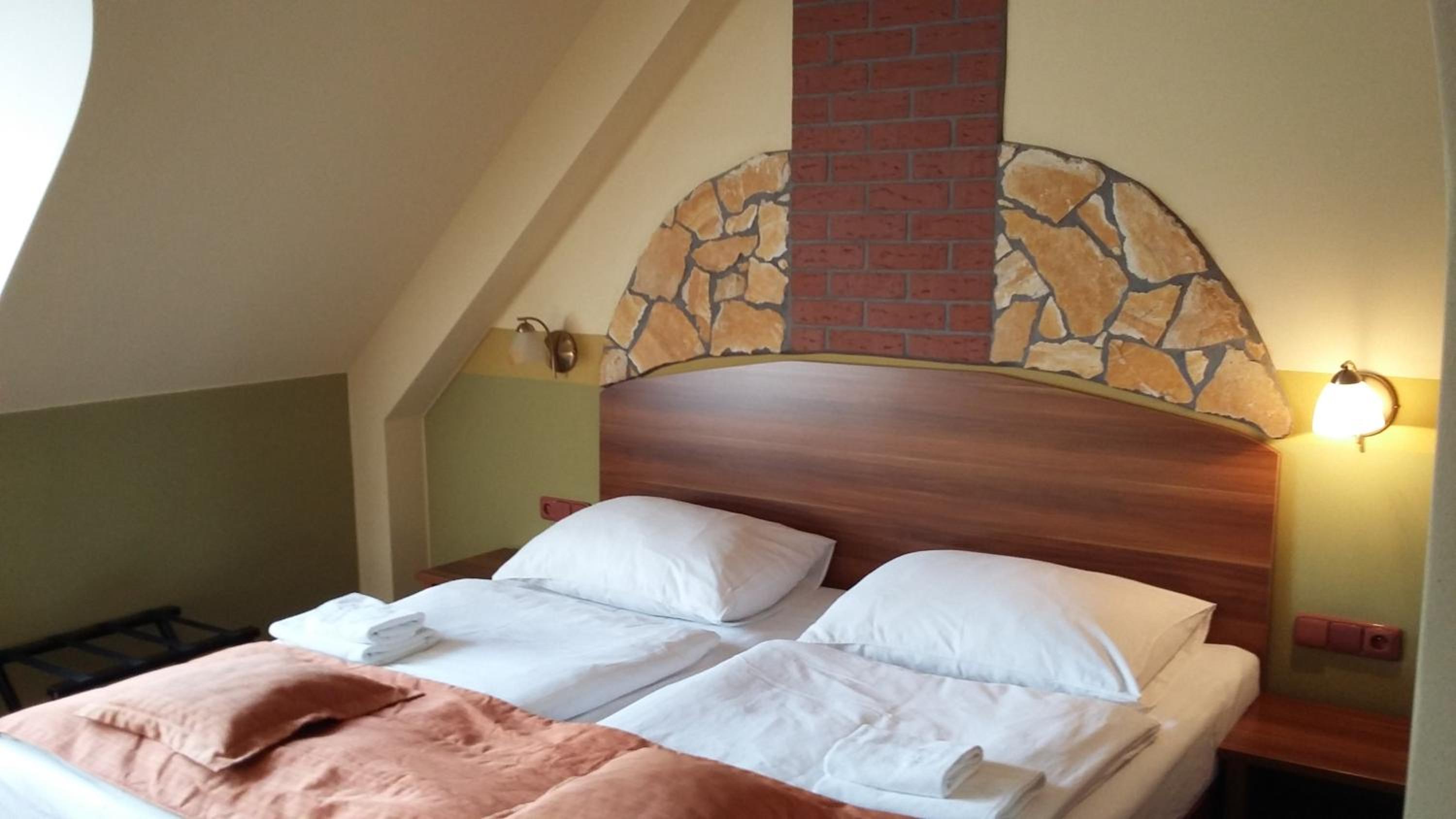 Deluxe Double or Twin Room