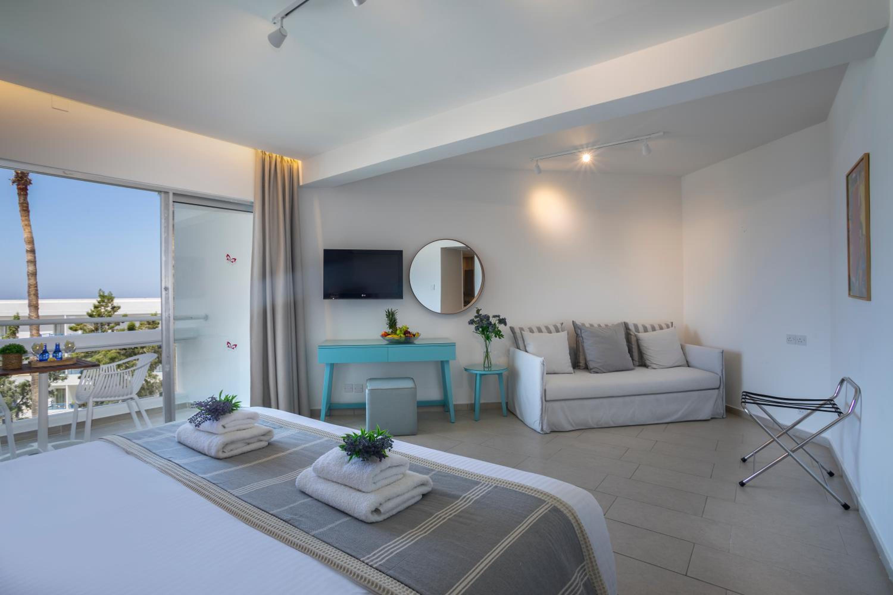 Superior with Sea View