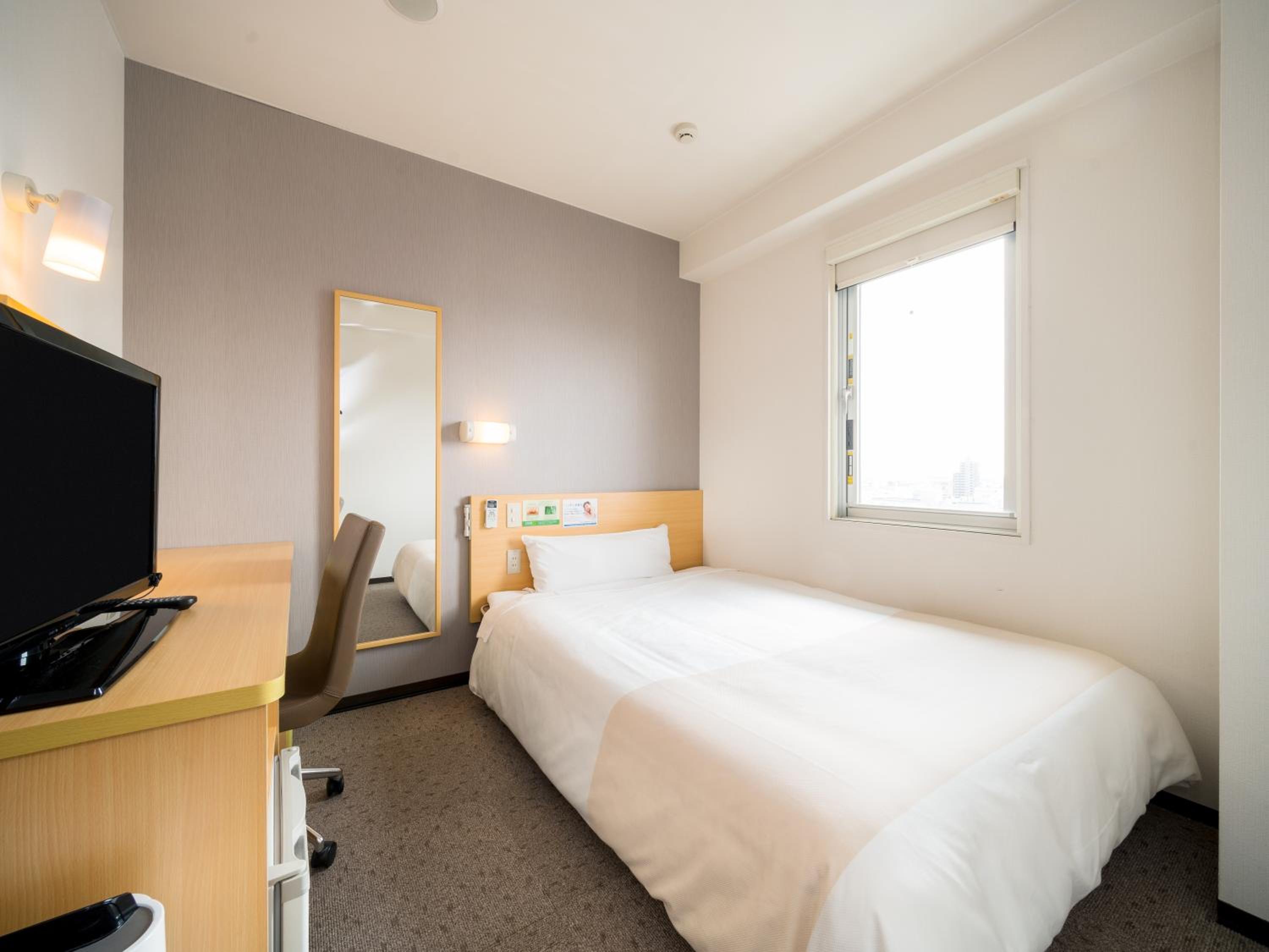 Single Room - Non-Smoking photo 2