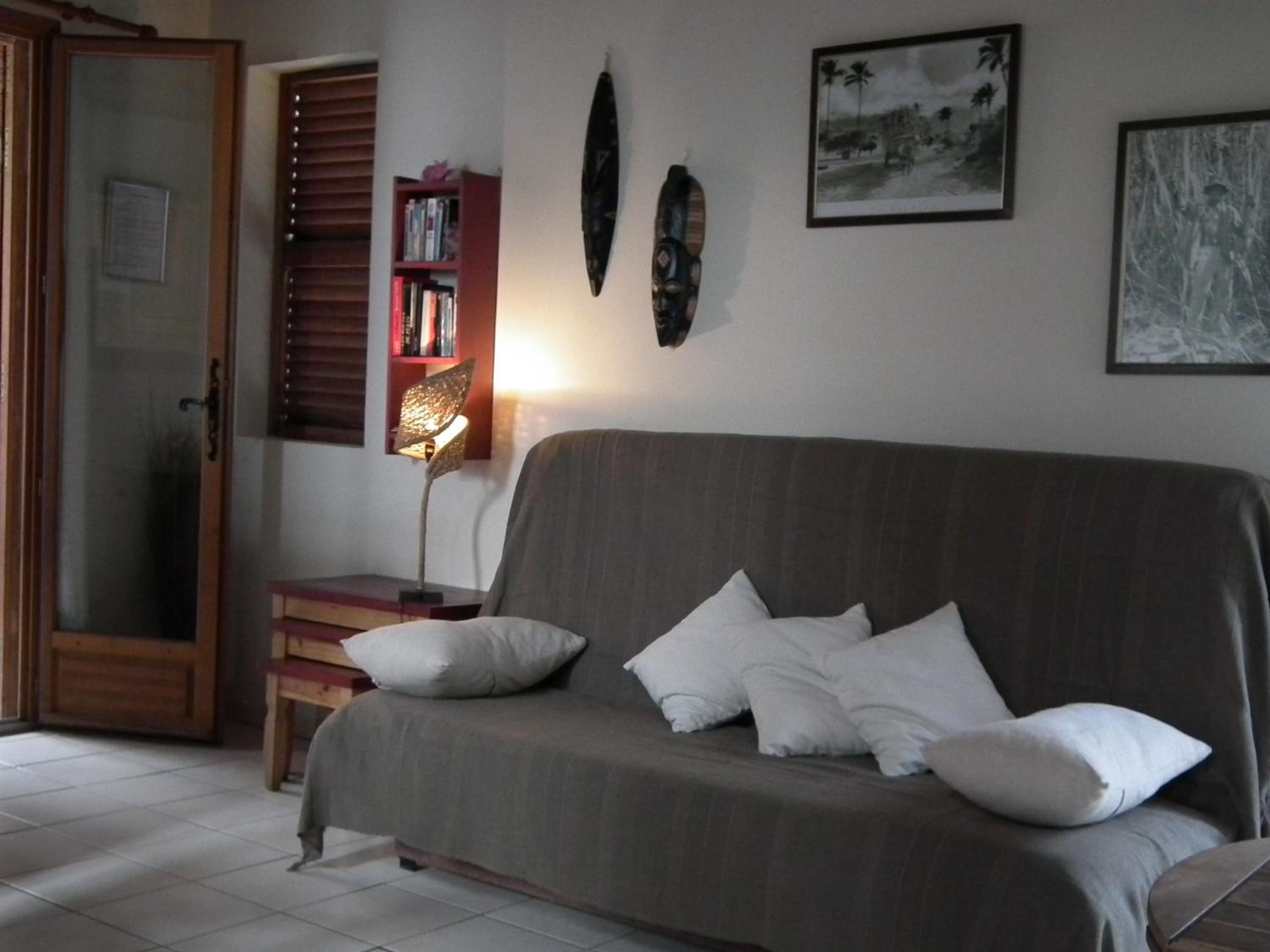 Two-Bedroom House photo 3