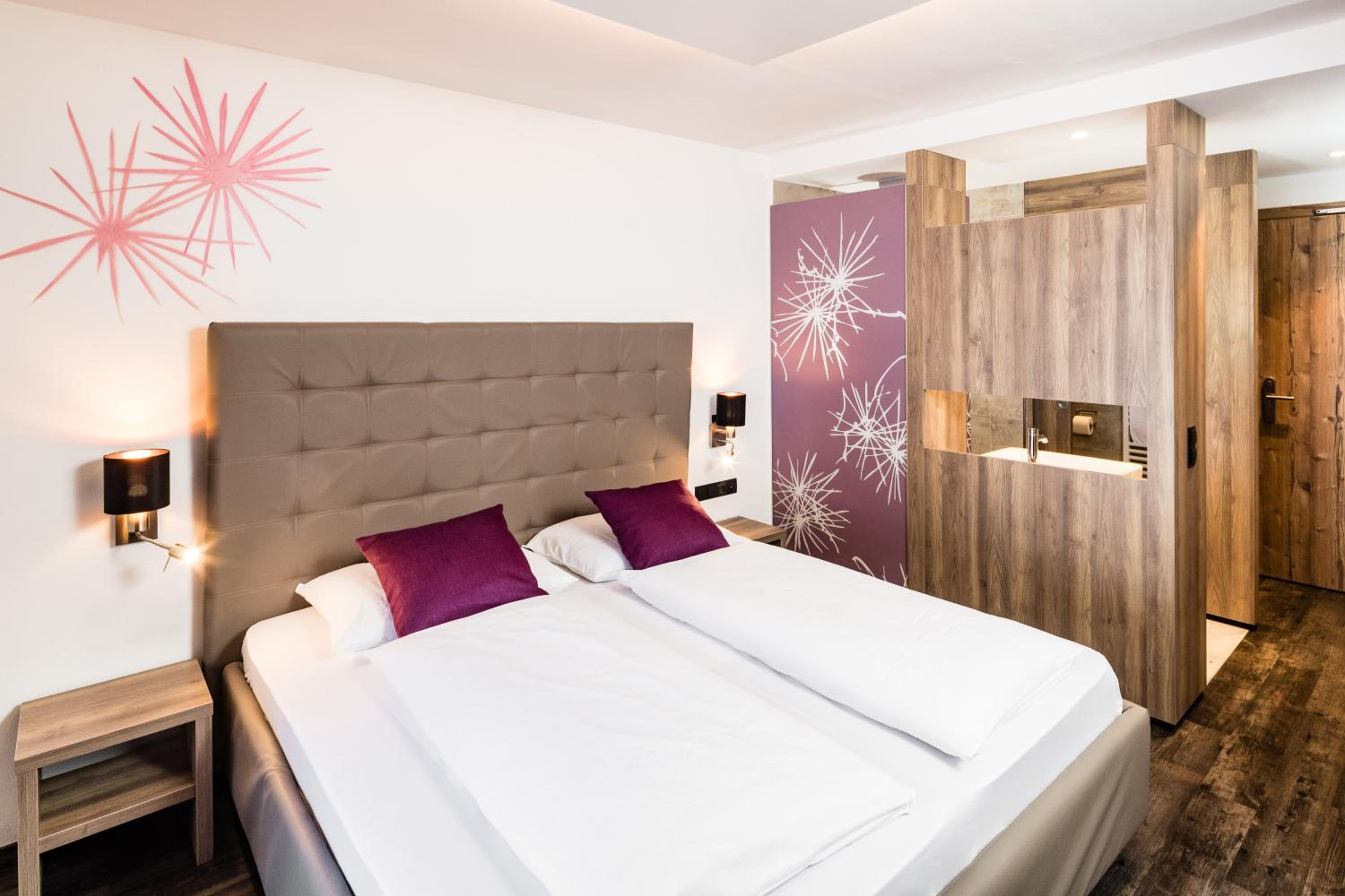 Superior Double or Twin Room - Photo 4
