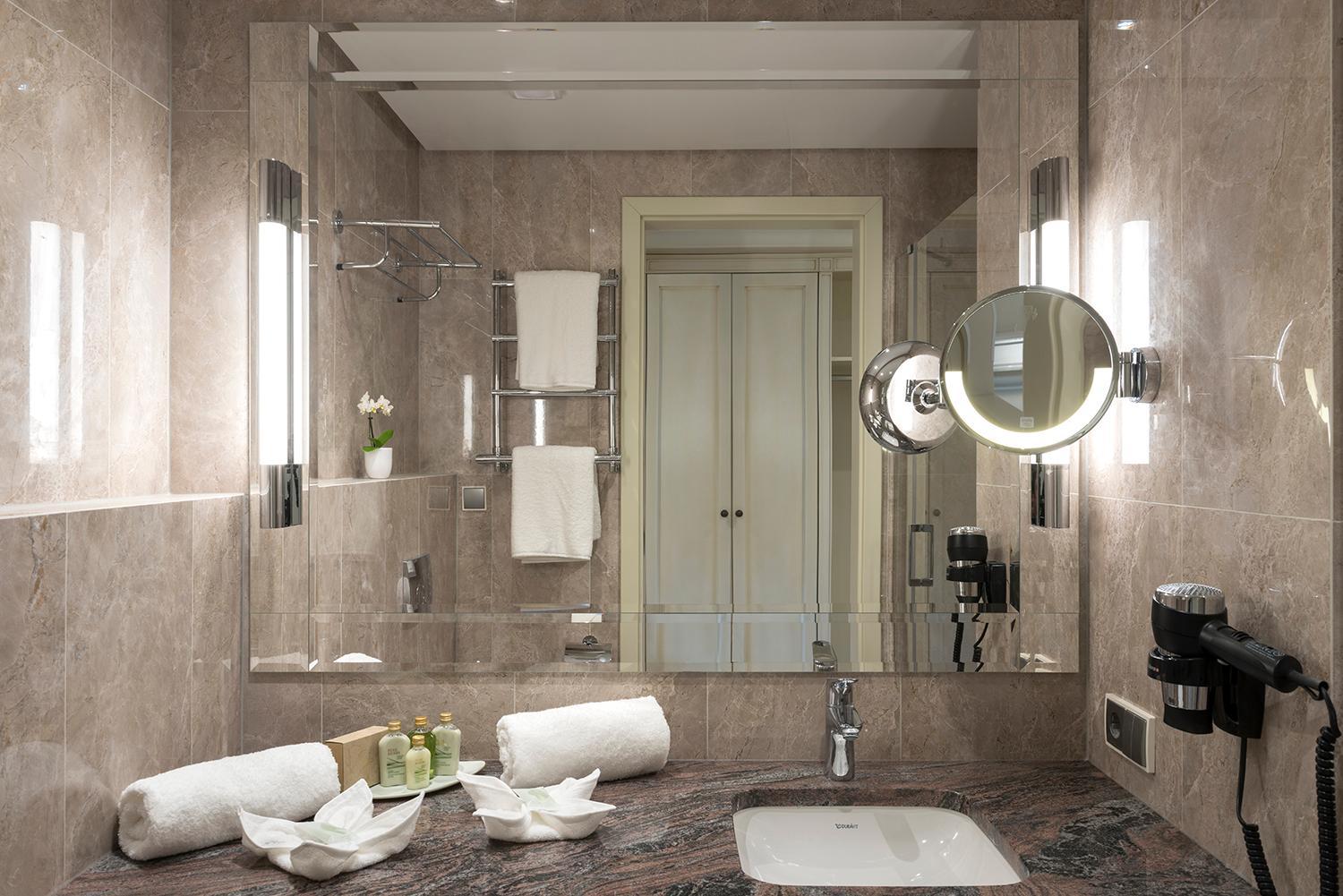 Small Double Room photo 3