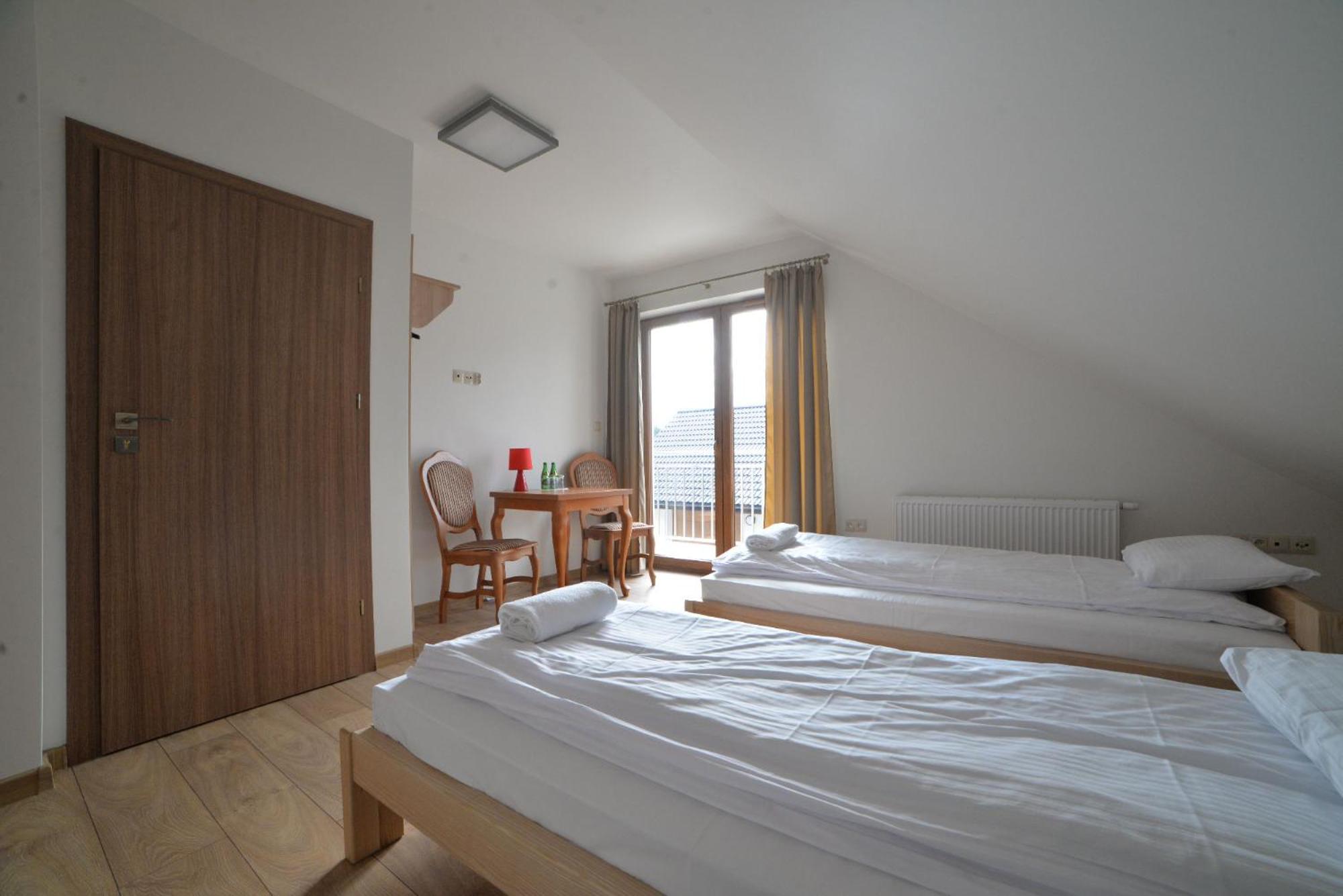 Twin Room with Private Bathroom