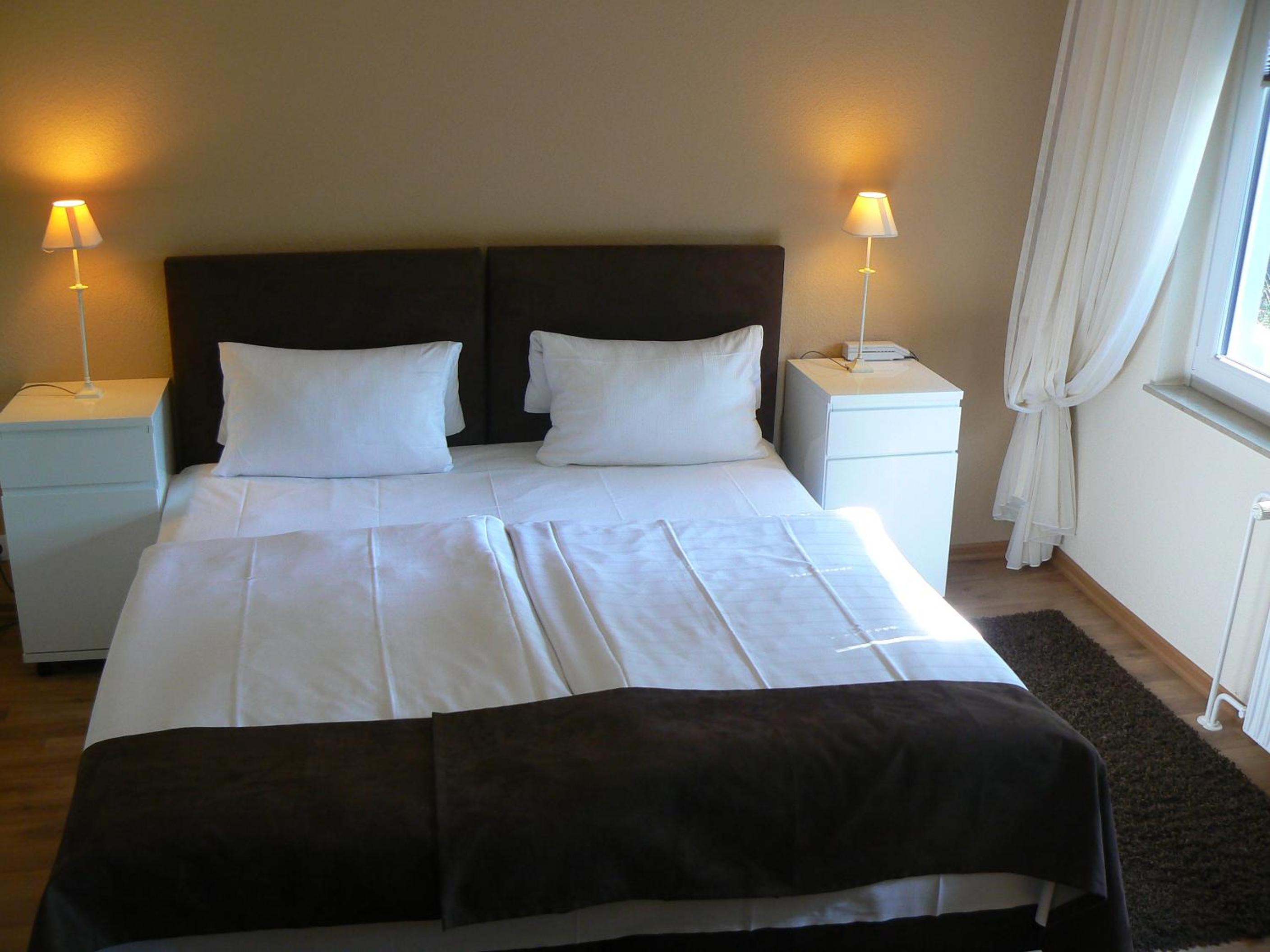 Standard Double Room - Photo 3