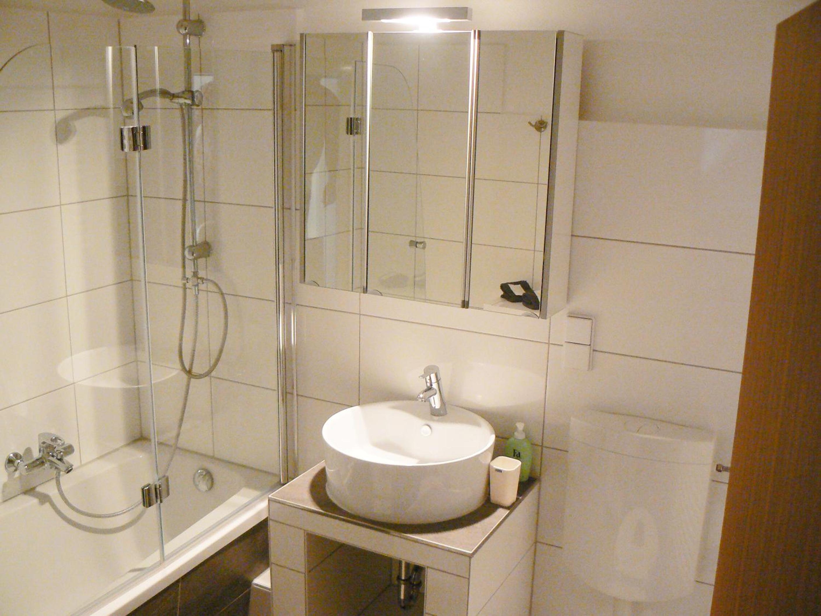 Two-Bedroom Apartment - Photo 4