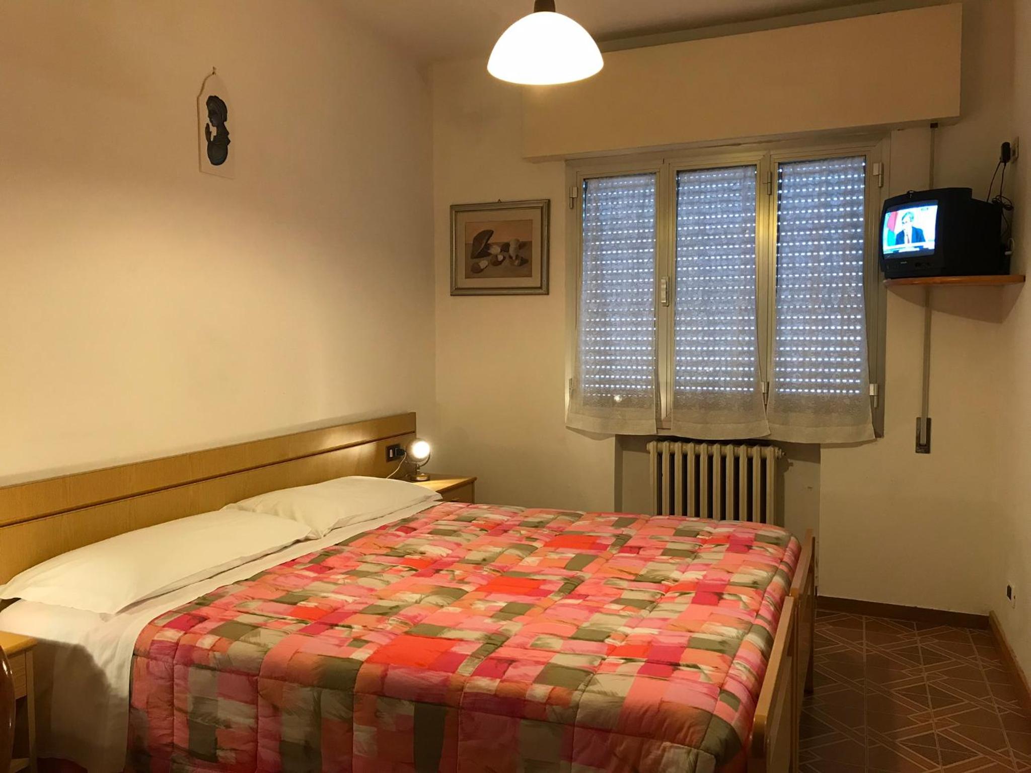 Standard Single Room with Mountain View