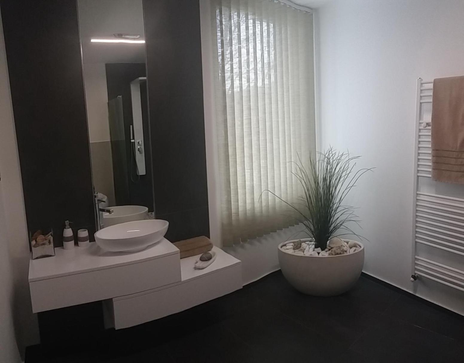 Villa photo 2