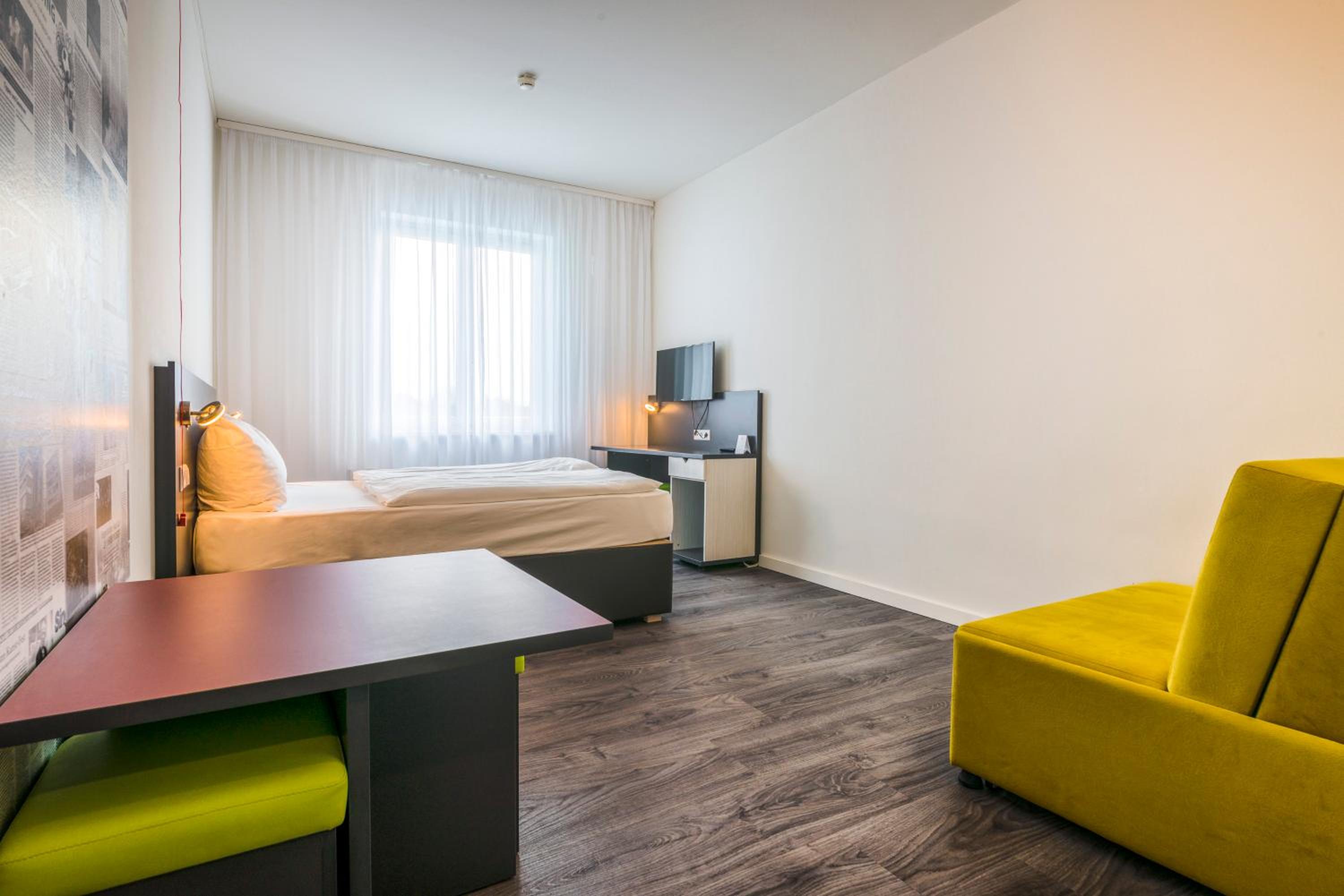 Double or Twin Room - Disability Access photo 1