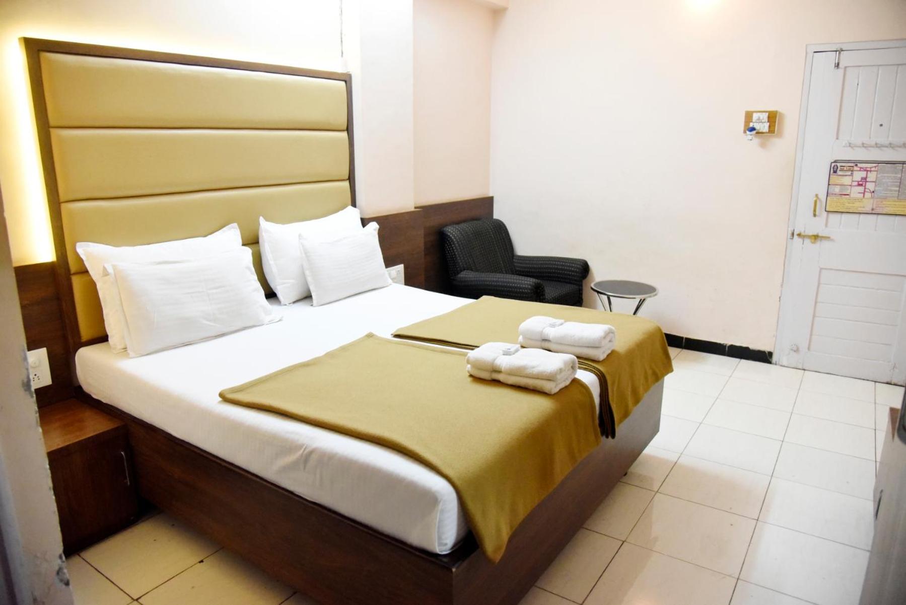 Deluxe Room - Non Ac